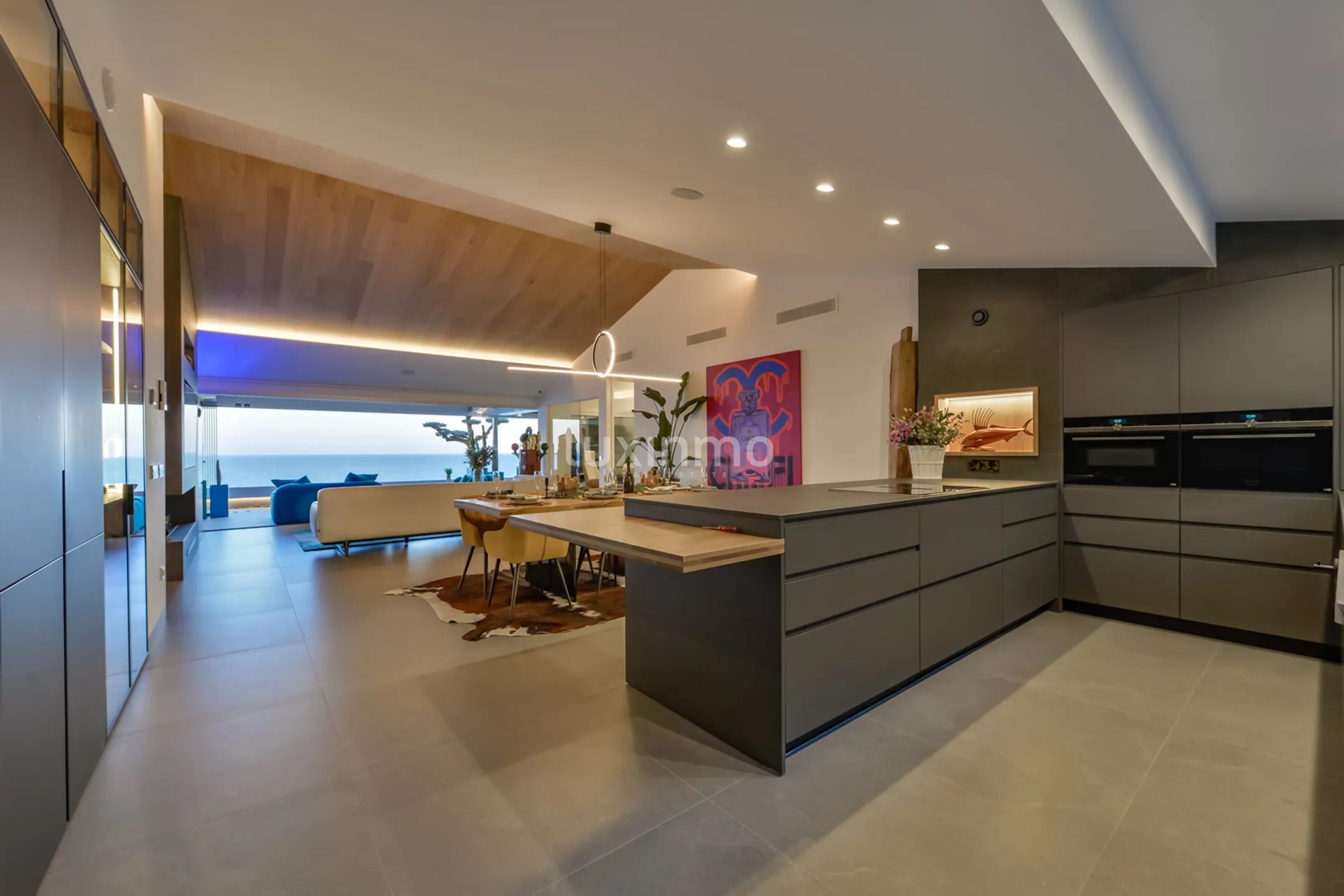 Luxurious modern penthouse with breathtaking views in Mascarat, Altea — photo 19