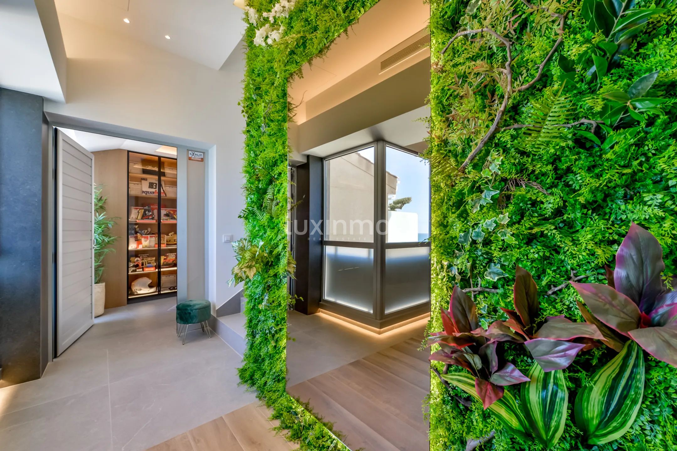 Luxurious modern penthouse with breathtaking views in Mascarat, Altea — photo 12