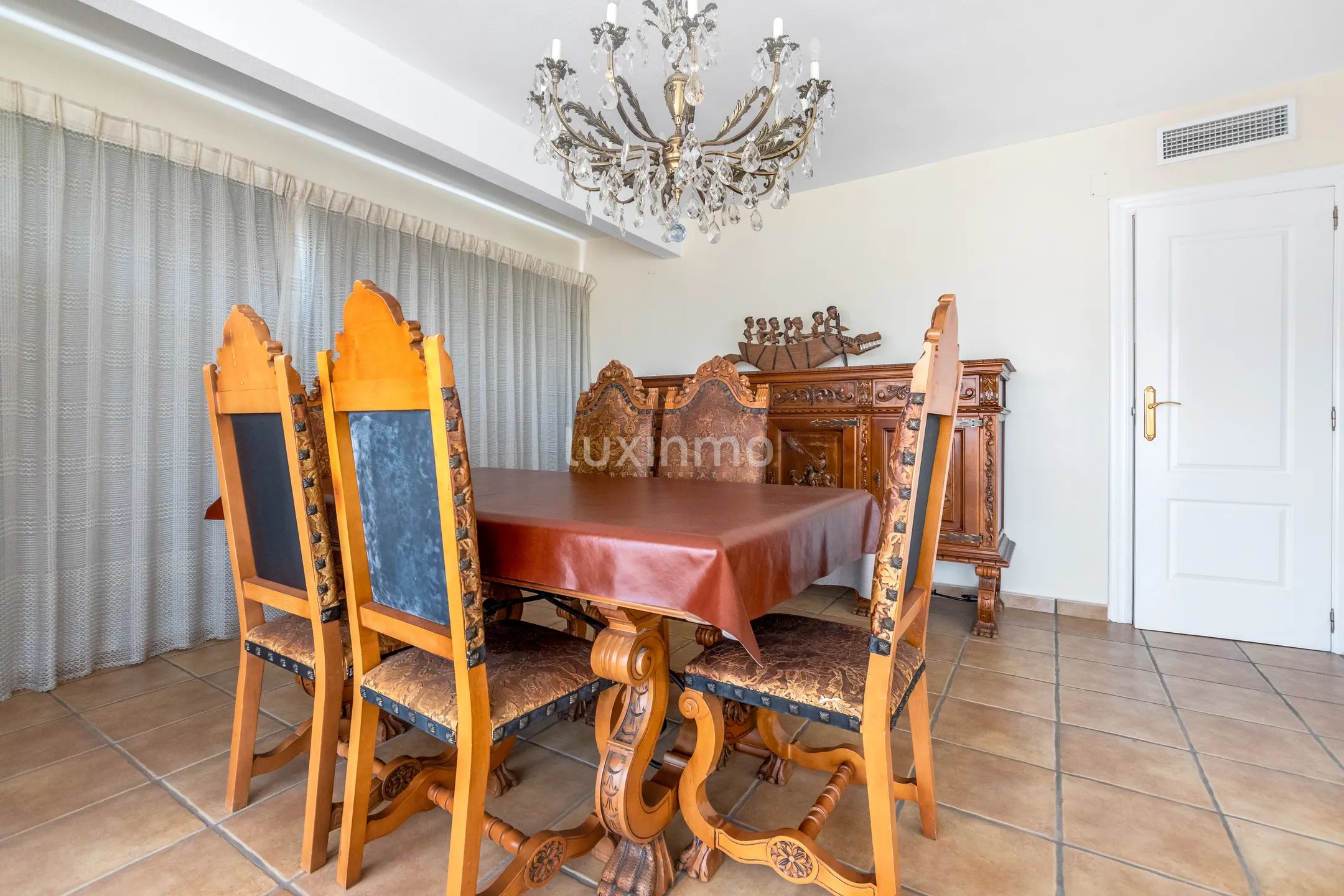 Villa med basseng til salgs i Albir — photo 22