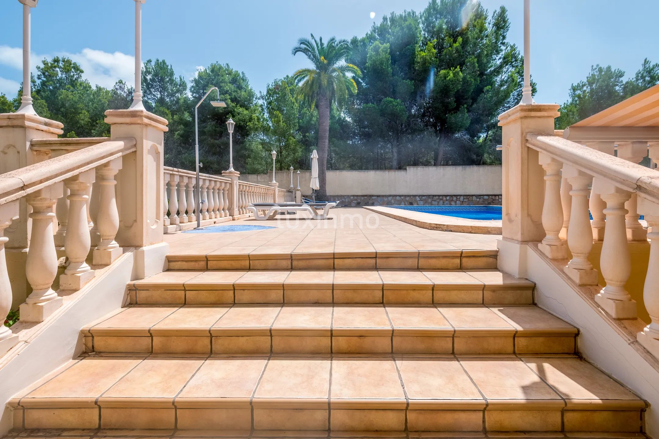 Villa med basseng til salgs i Albir — photo 25