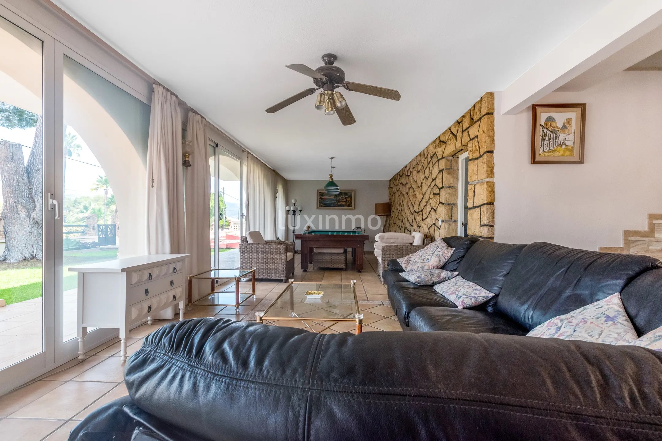 Villa with pool for sale in Albir — photo 6