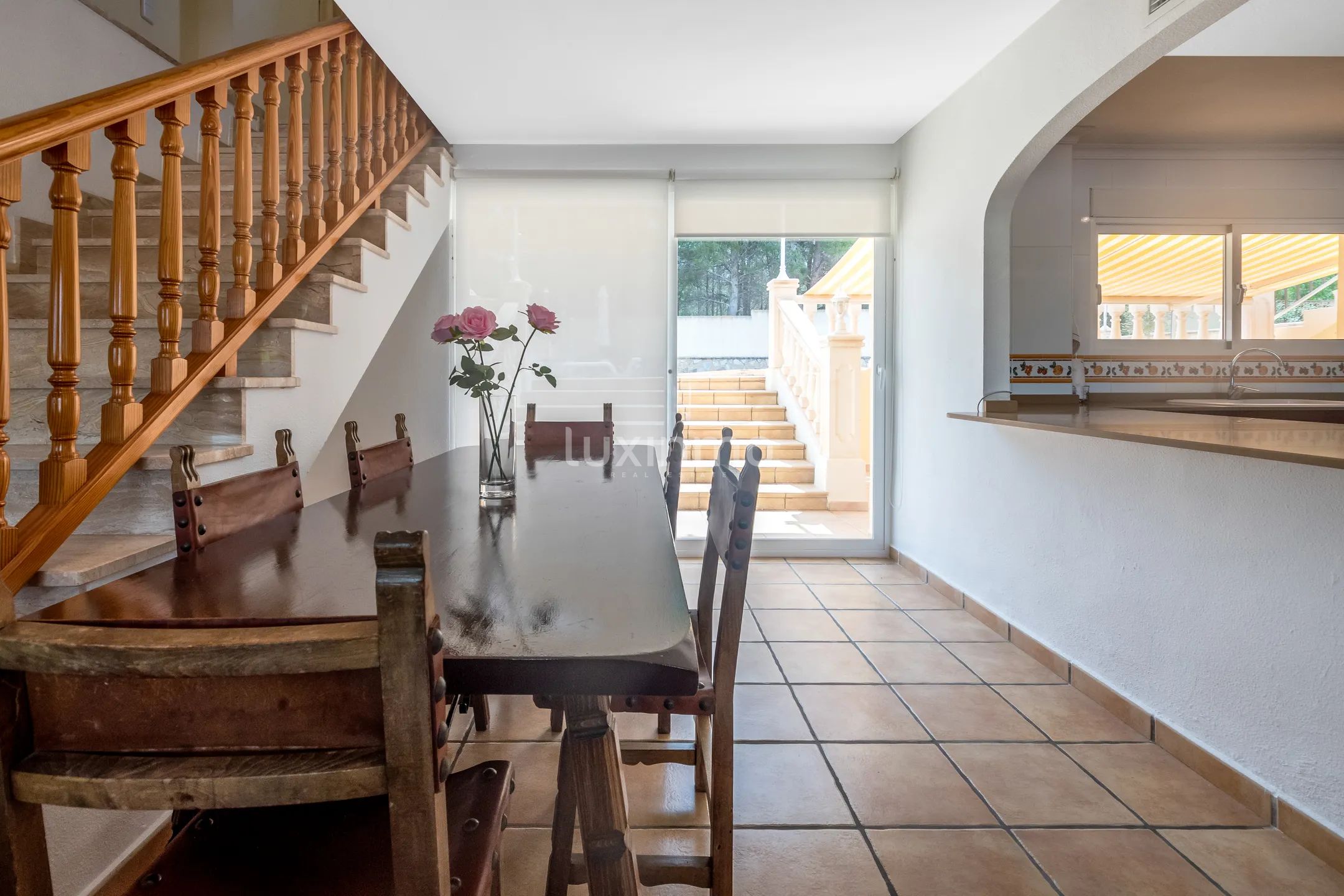 Villa with pool for sale in Albir — photo 4