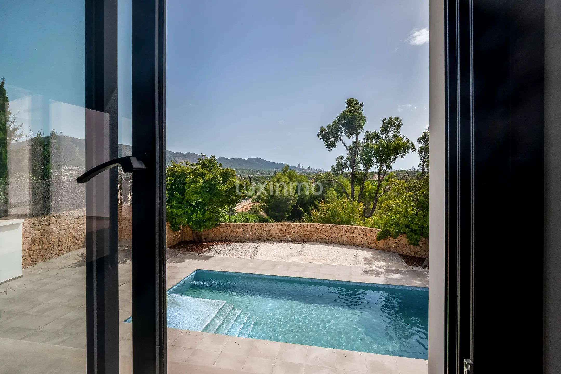 Modernes neues Haus mit privatem Pool und Blick über Benidorm — photo 10