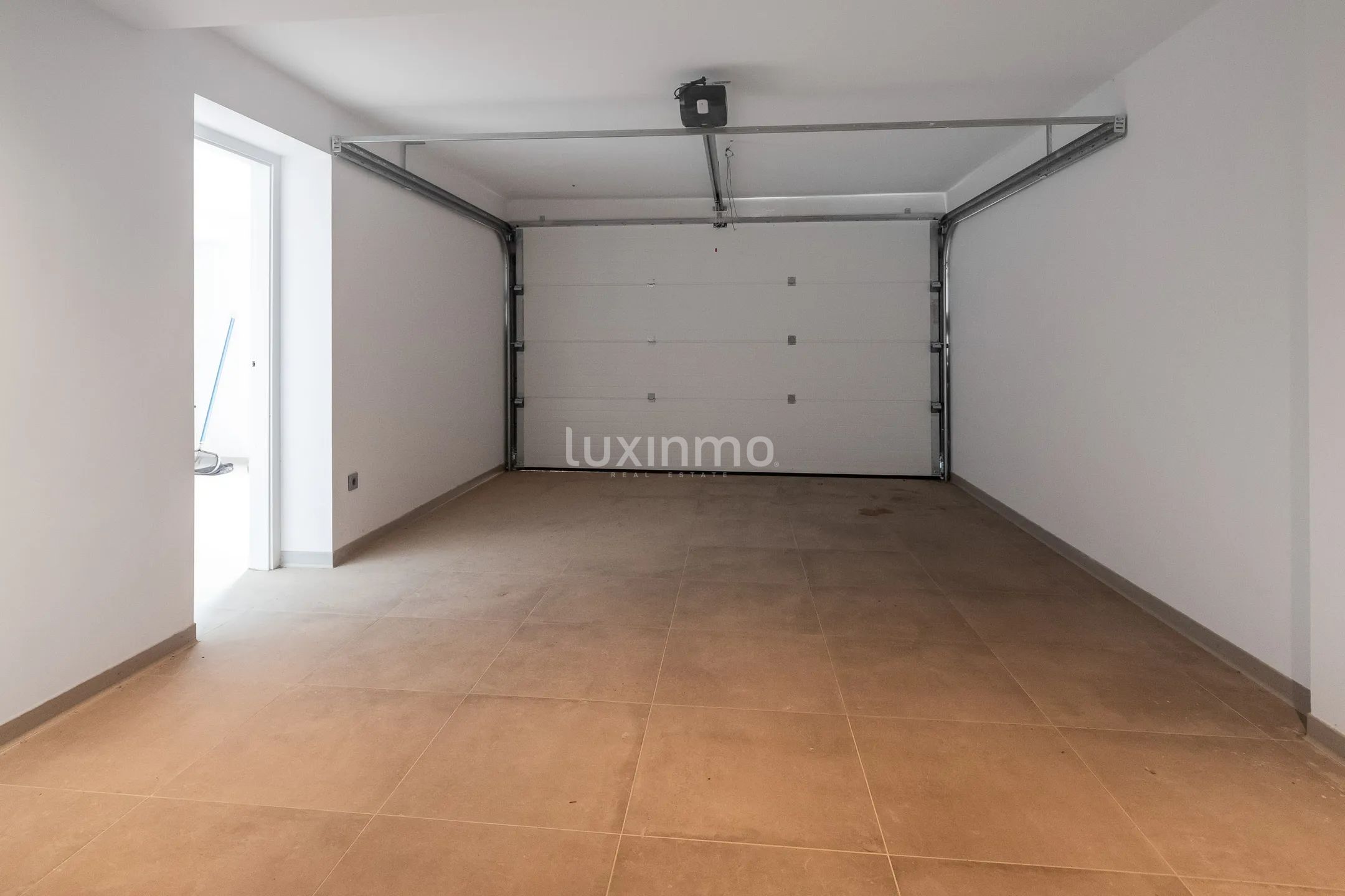 Modernes neues Haus mit privatem Pool und Blick über Benidorm — photo 27