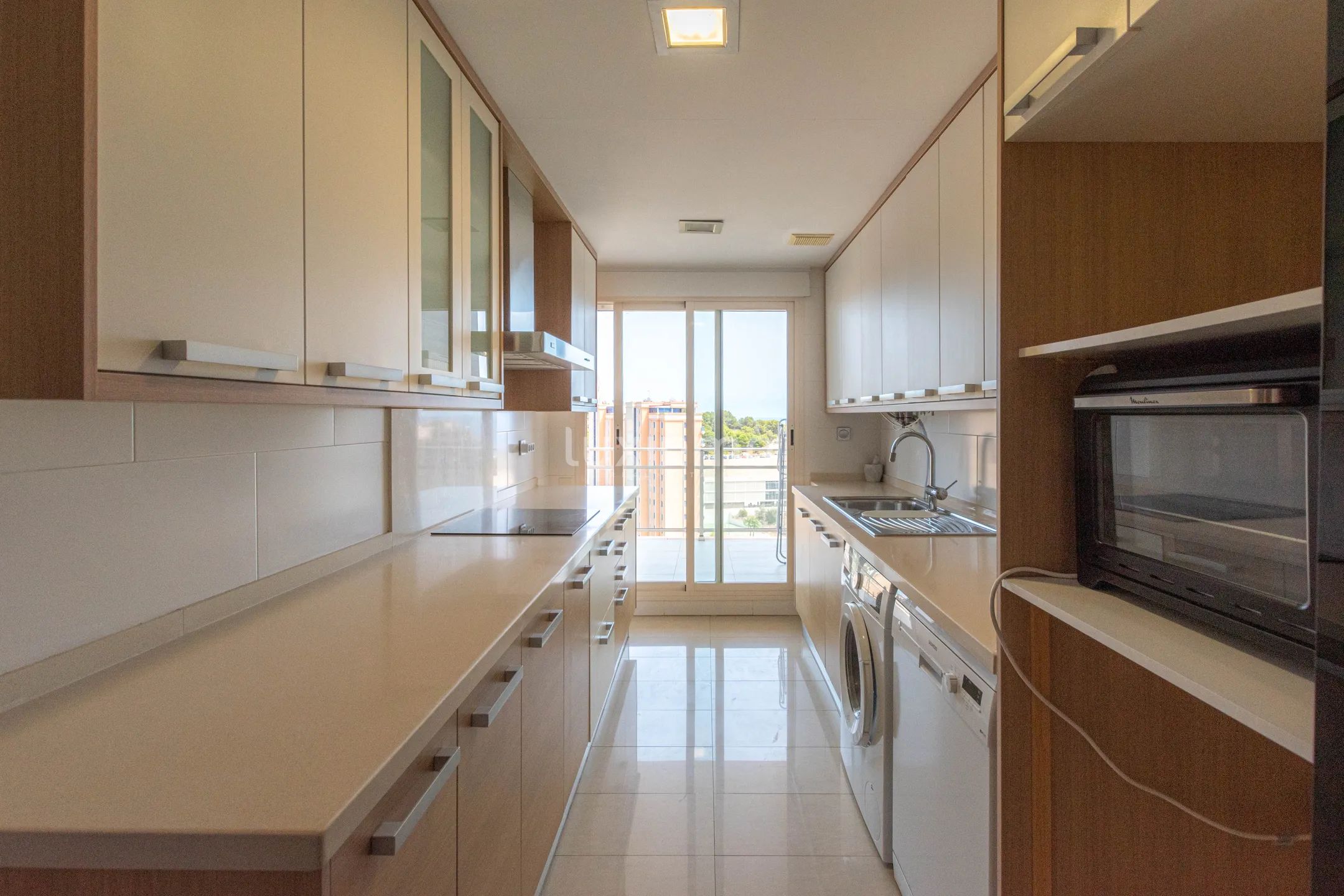 Penthouse with sea views for long term rent in Calpe — photo 9