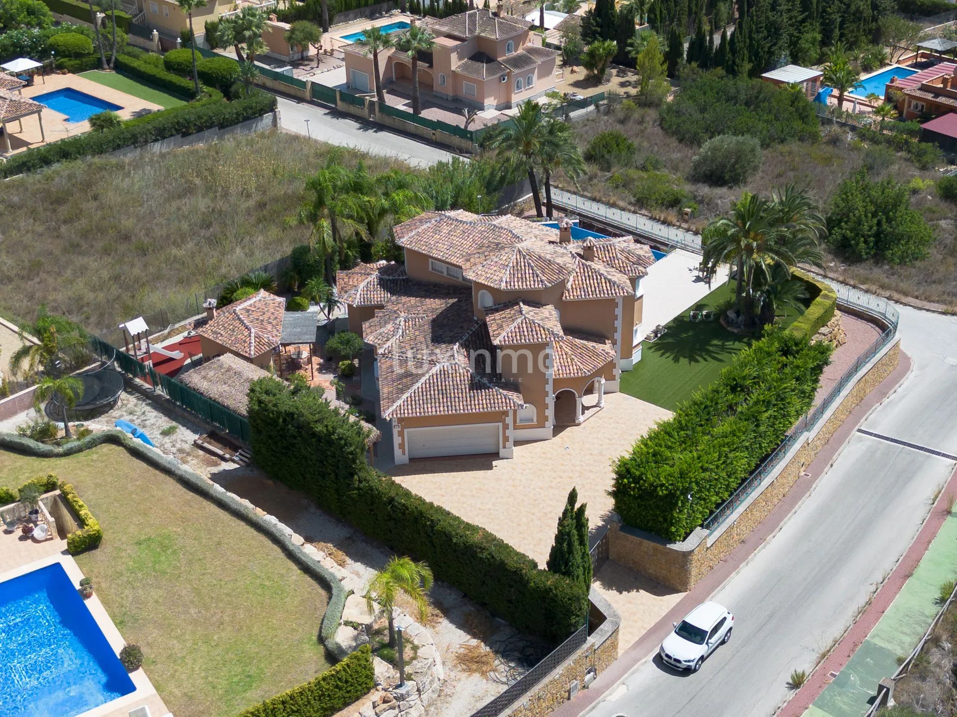 Luxury villa with private pool in Montgó, Jávea — photo 26