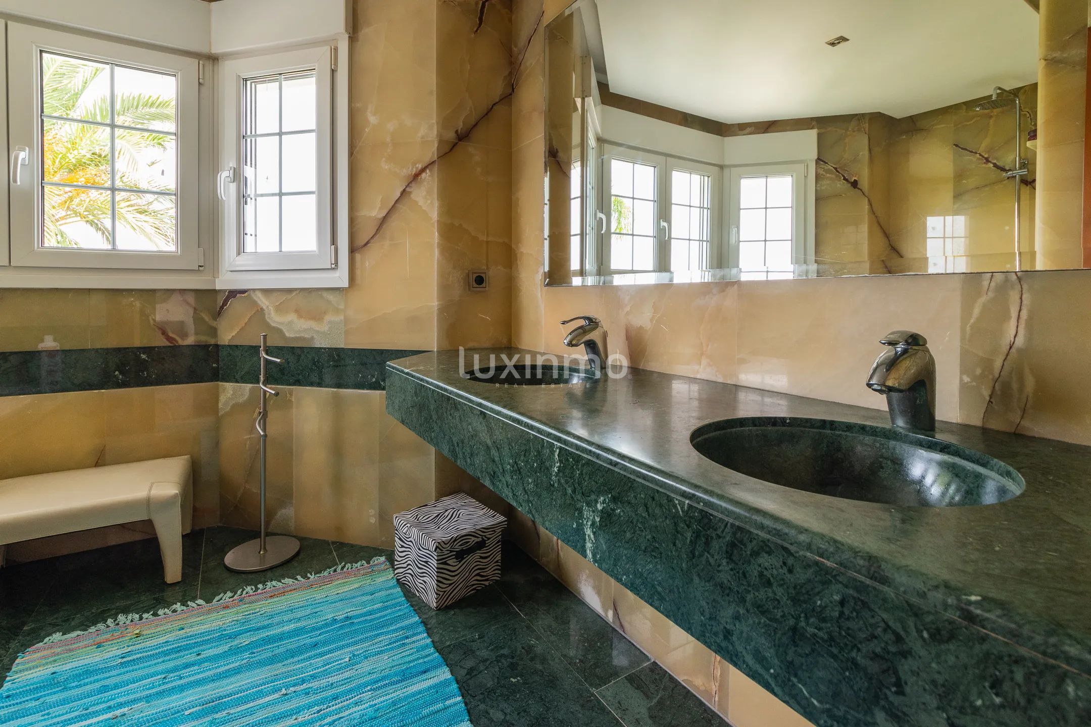 Luxury villa with private pool in Montgó, Jávea — photo 15