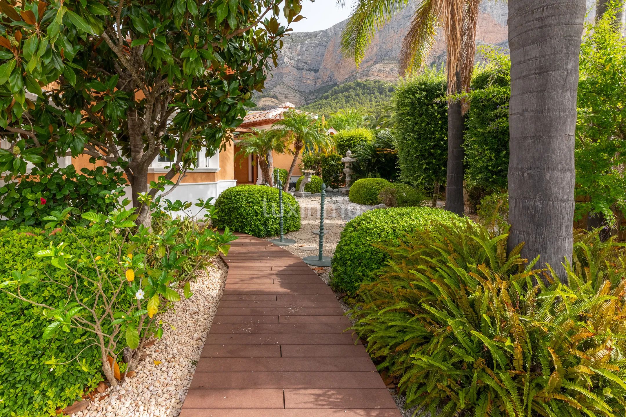Luxury villa with private pool in Montgó, Jávea — photo 22