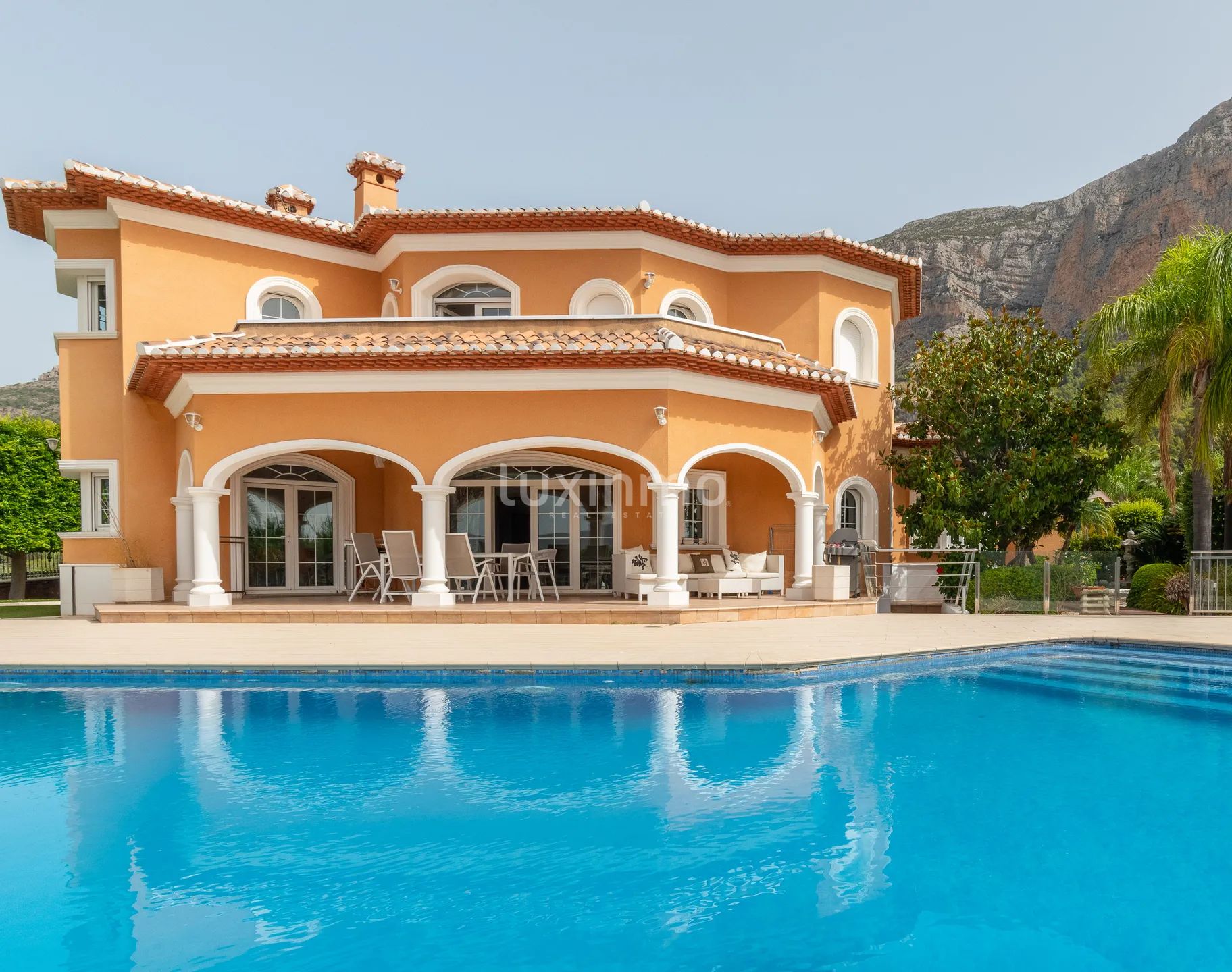 Luxury villa with private pool in Montgó, Jávea — photo 1