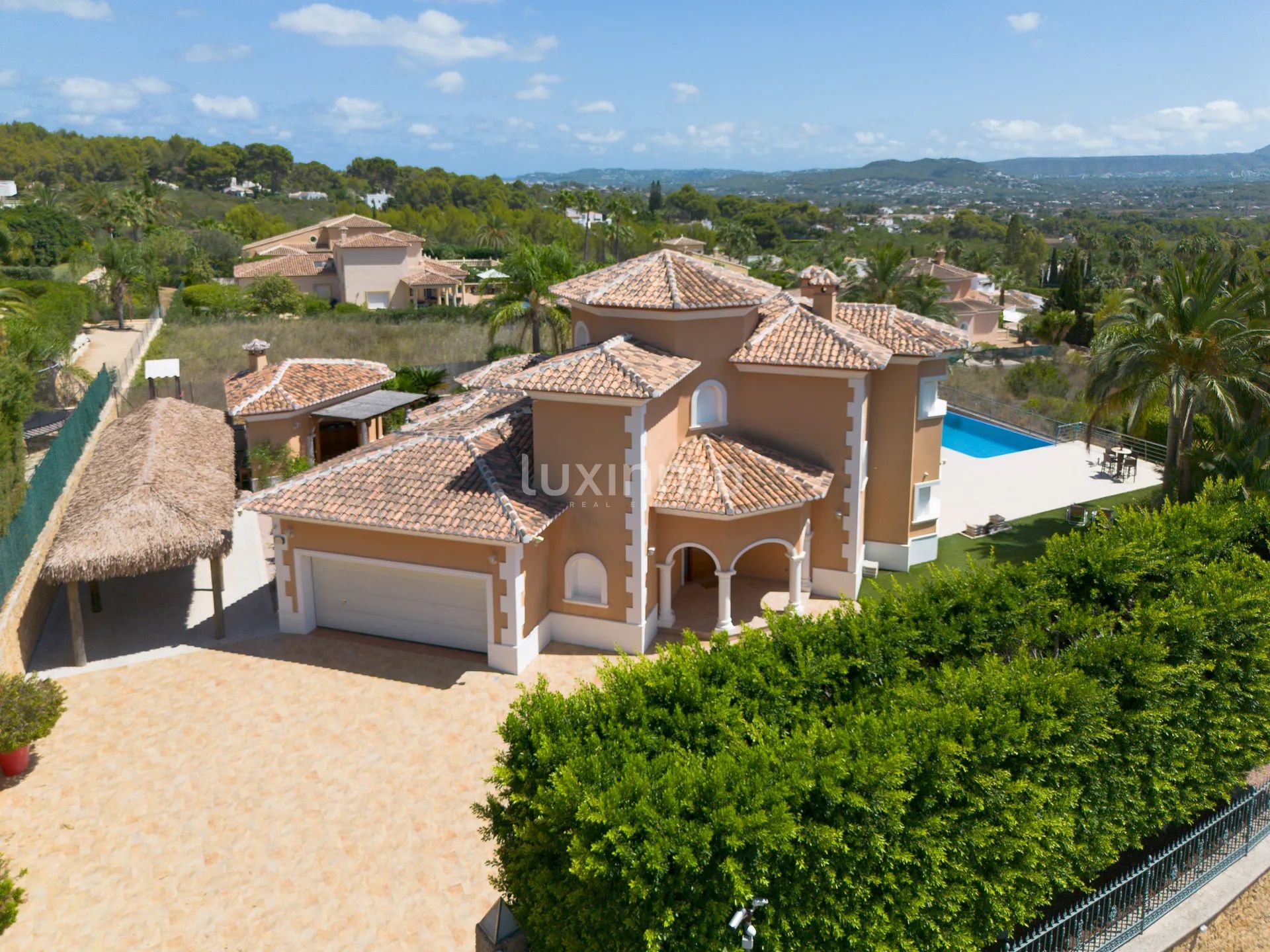 Luxury villa with private pool in Montgó, Jávea — photo 25