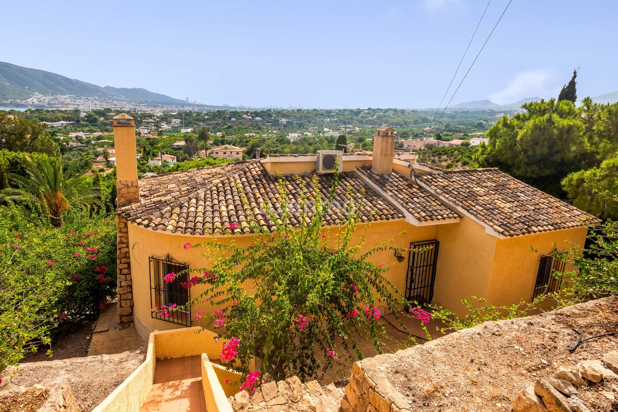 Mediterranean house with sea views in San Chuchim, Altea — photo 4