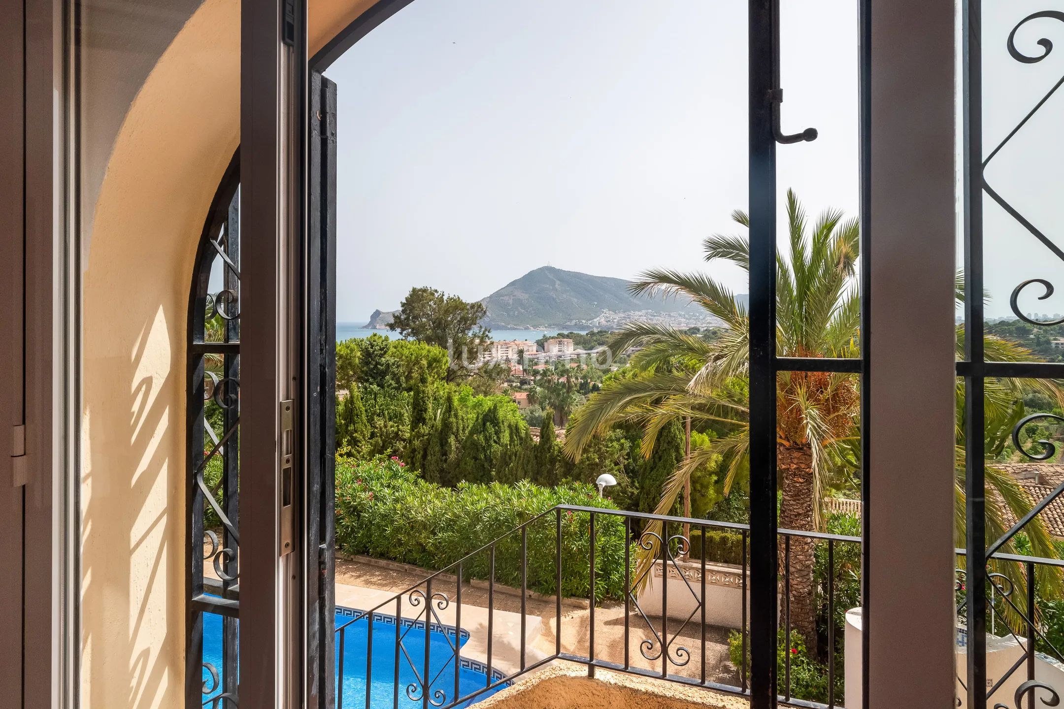 Medelhavshus med havsutsikt i San Chuchim, Altea — photo 24