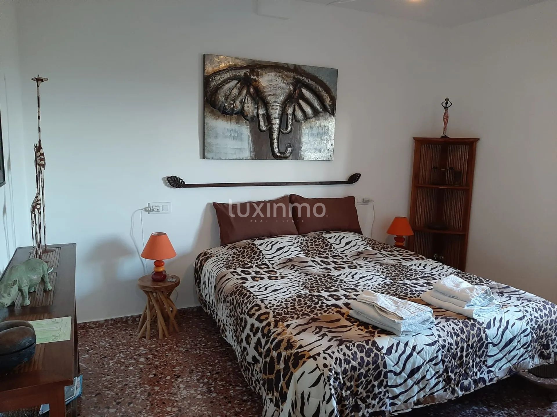 Renovierte Villa mit Panoramablick auf das Meer und die Berge — photo 13