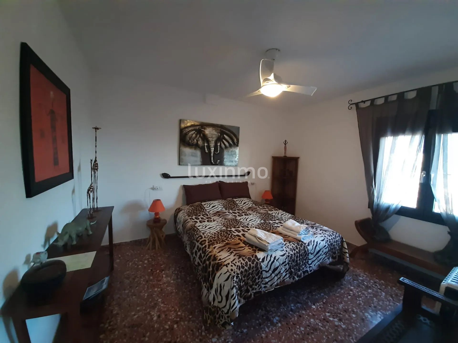Renovated villa with panoramic sea and mountain views — photo 12