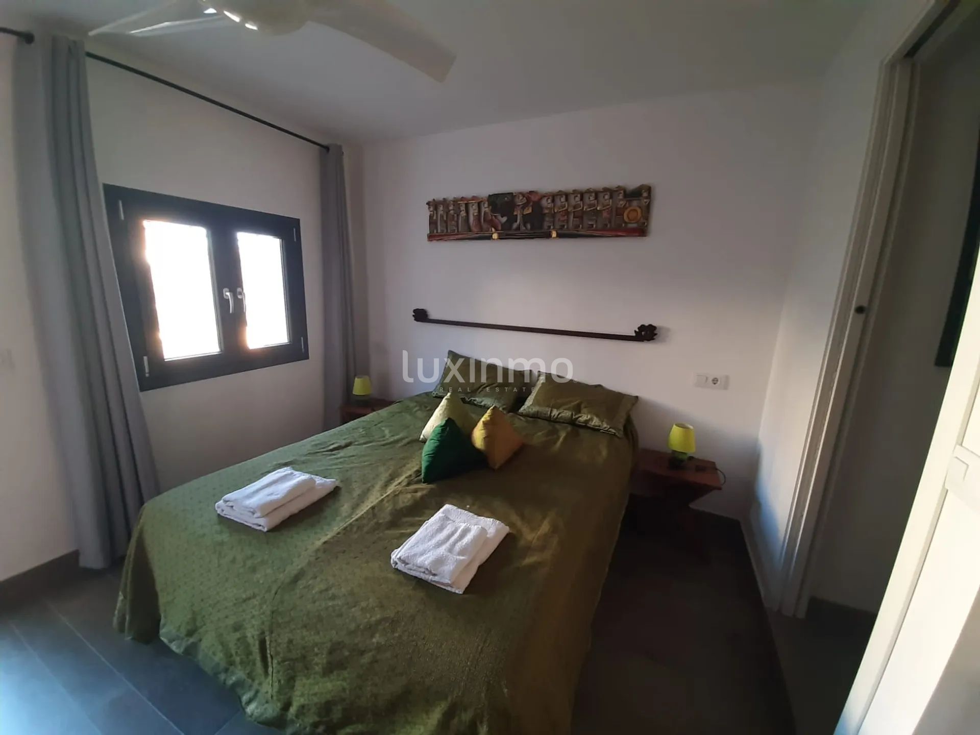 Renovierte Villa mit Panoramablick auf das Meer und die Berge — photo 26