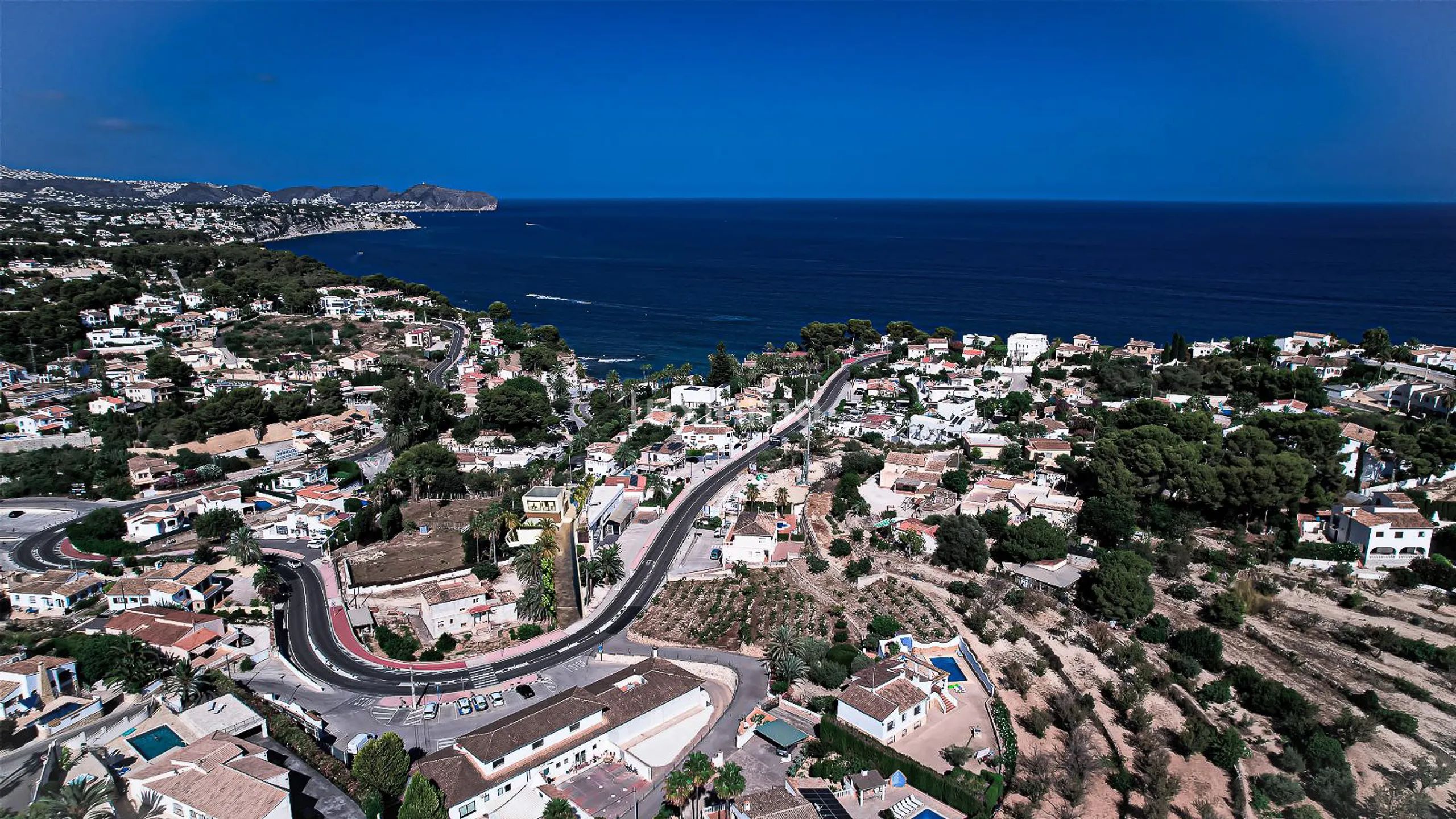 Luxurious modern house with sea views in La Fustera — photo 24