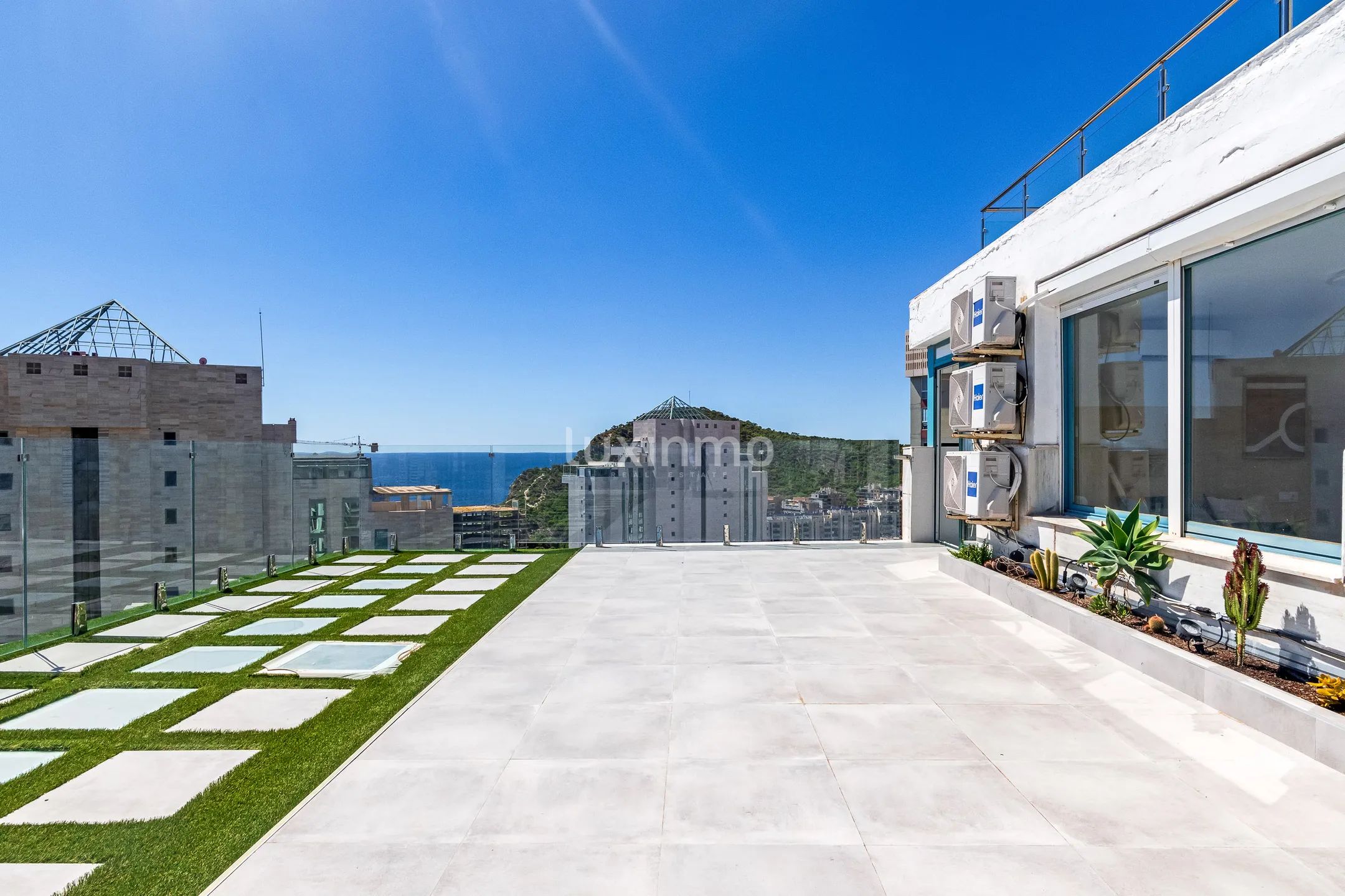 Te koop penthouse in Cala de Finestrat met uitzicht op zee — photo 2