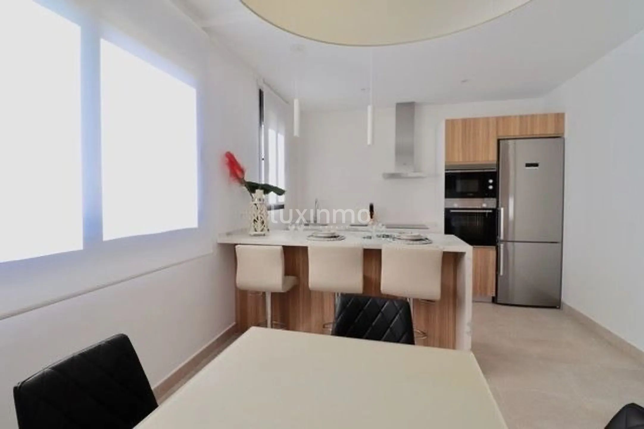 Modern Townhouse in Coloma — photo 6