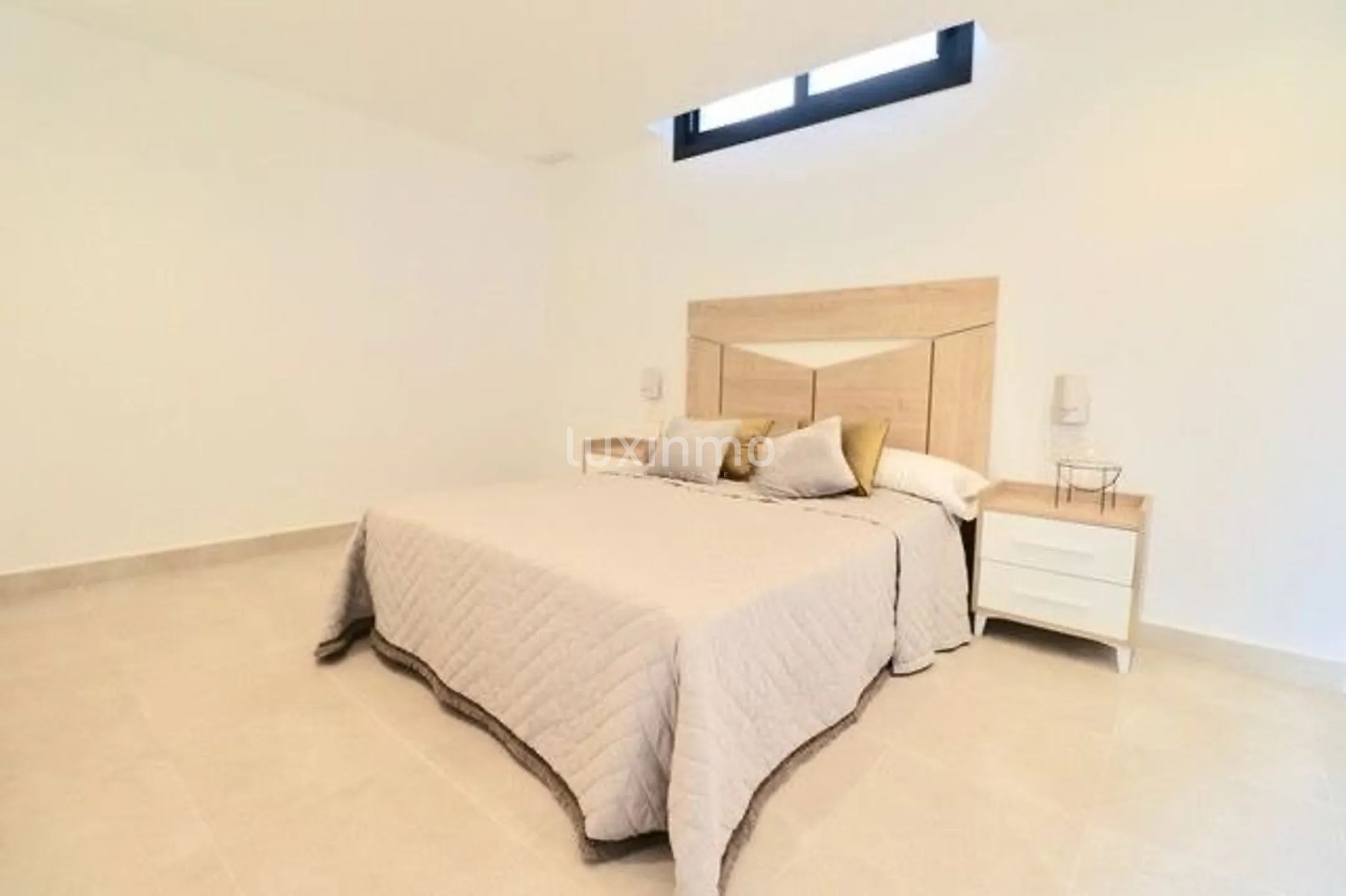 Modern Townhouse in Coloma — photo 10