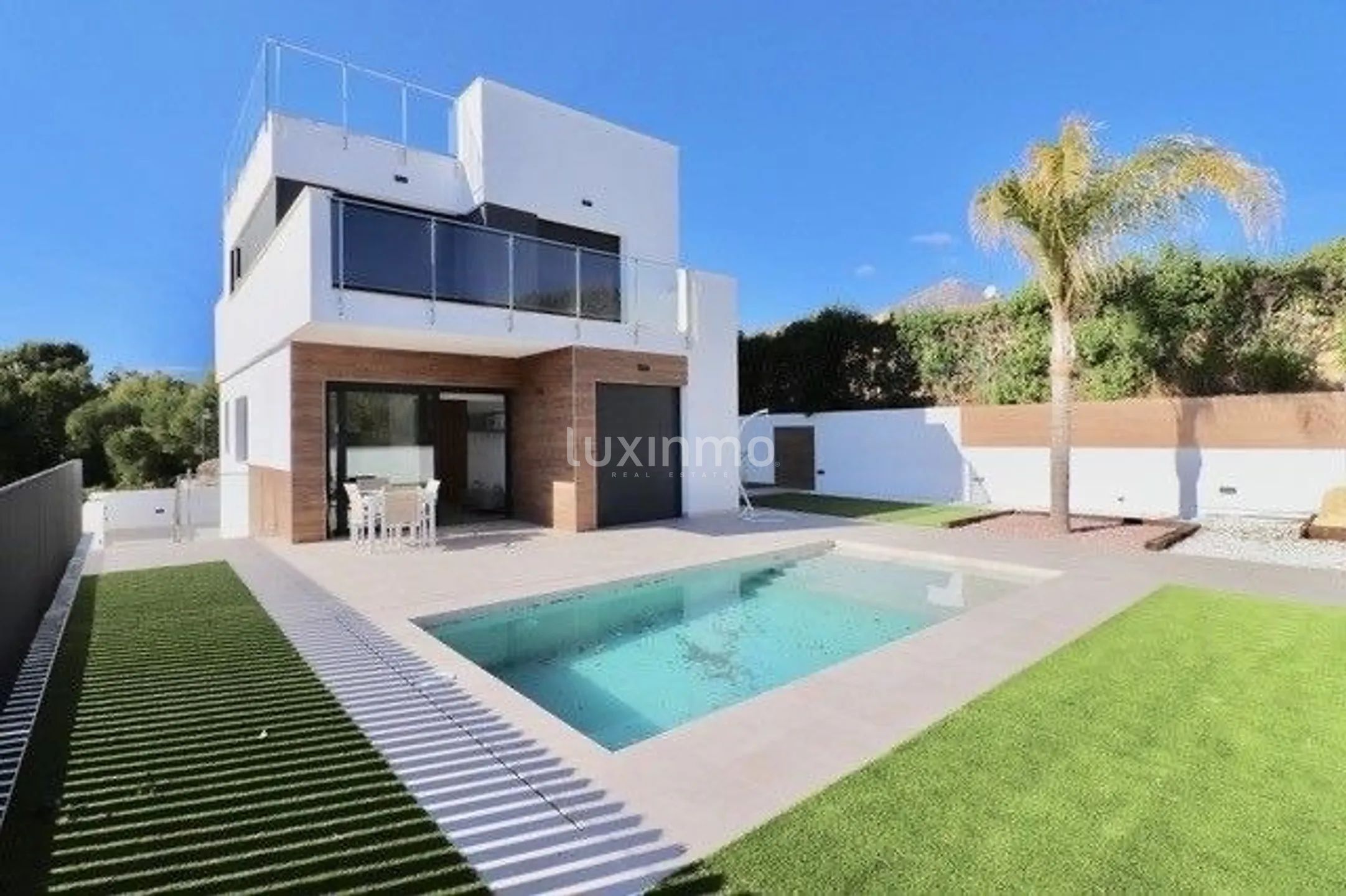 Modern Townhouse in Coloma — photo 18