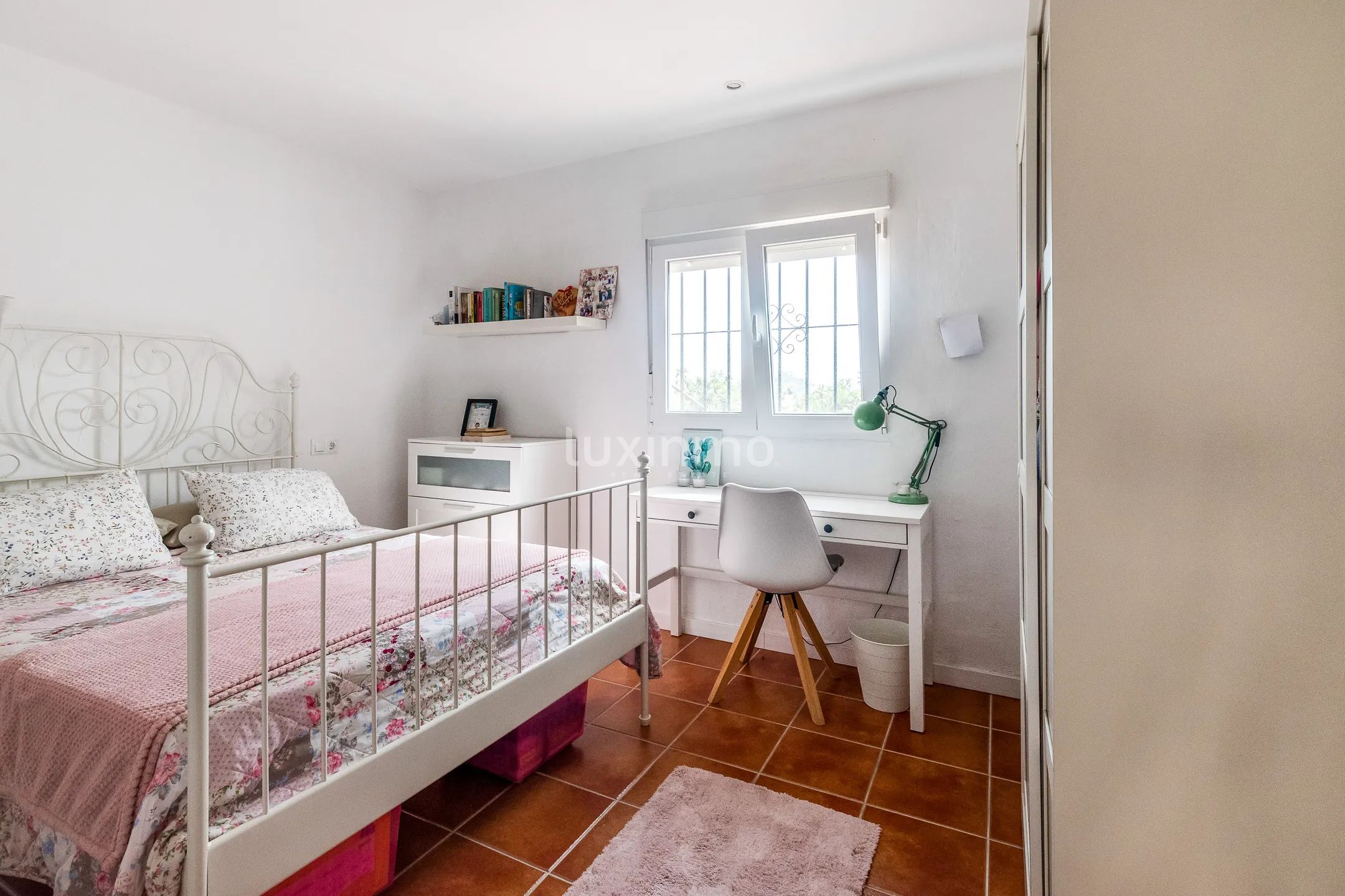 Se vende encantadora casa con vistas a la montaña en Polop — photo 15