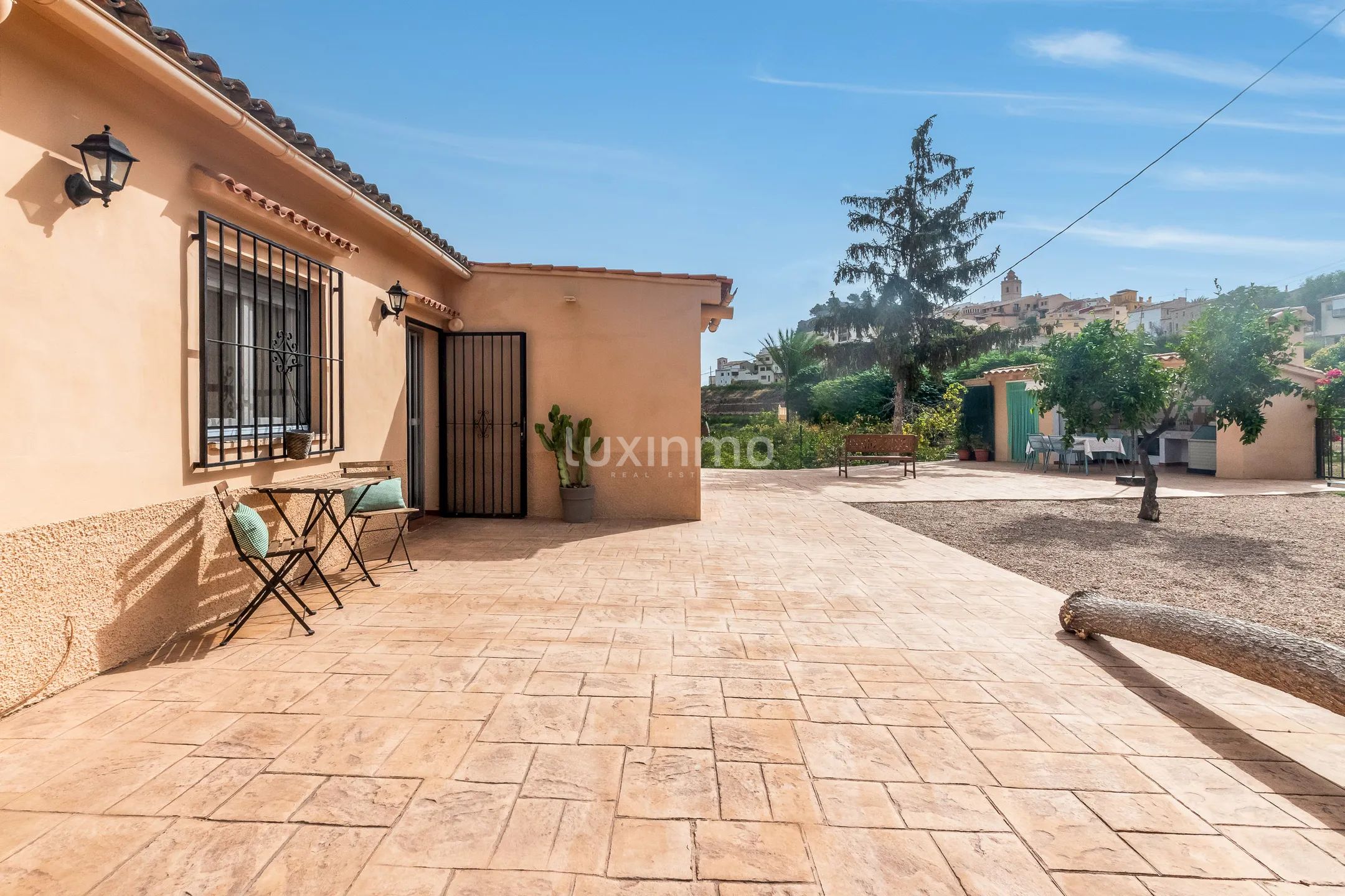 Se vende encantadora casa con vistas a la montaña en Polop — photo 21