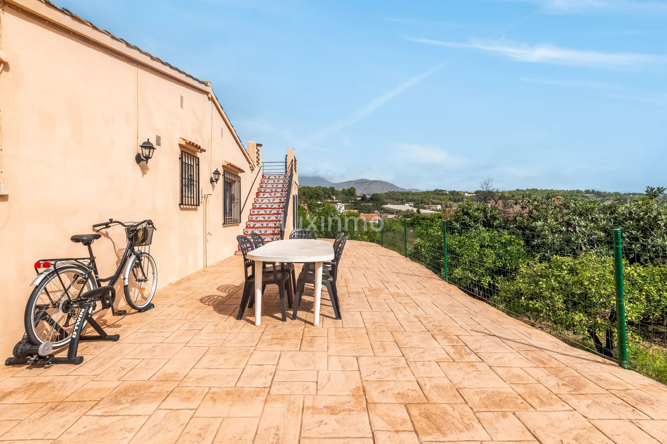 Se vende encantadora casa con vistas a la montaña en Polop — photo 28