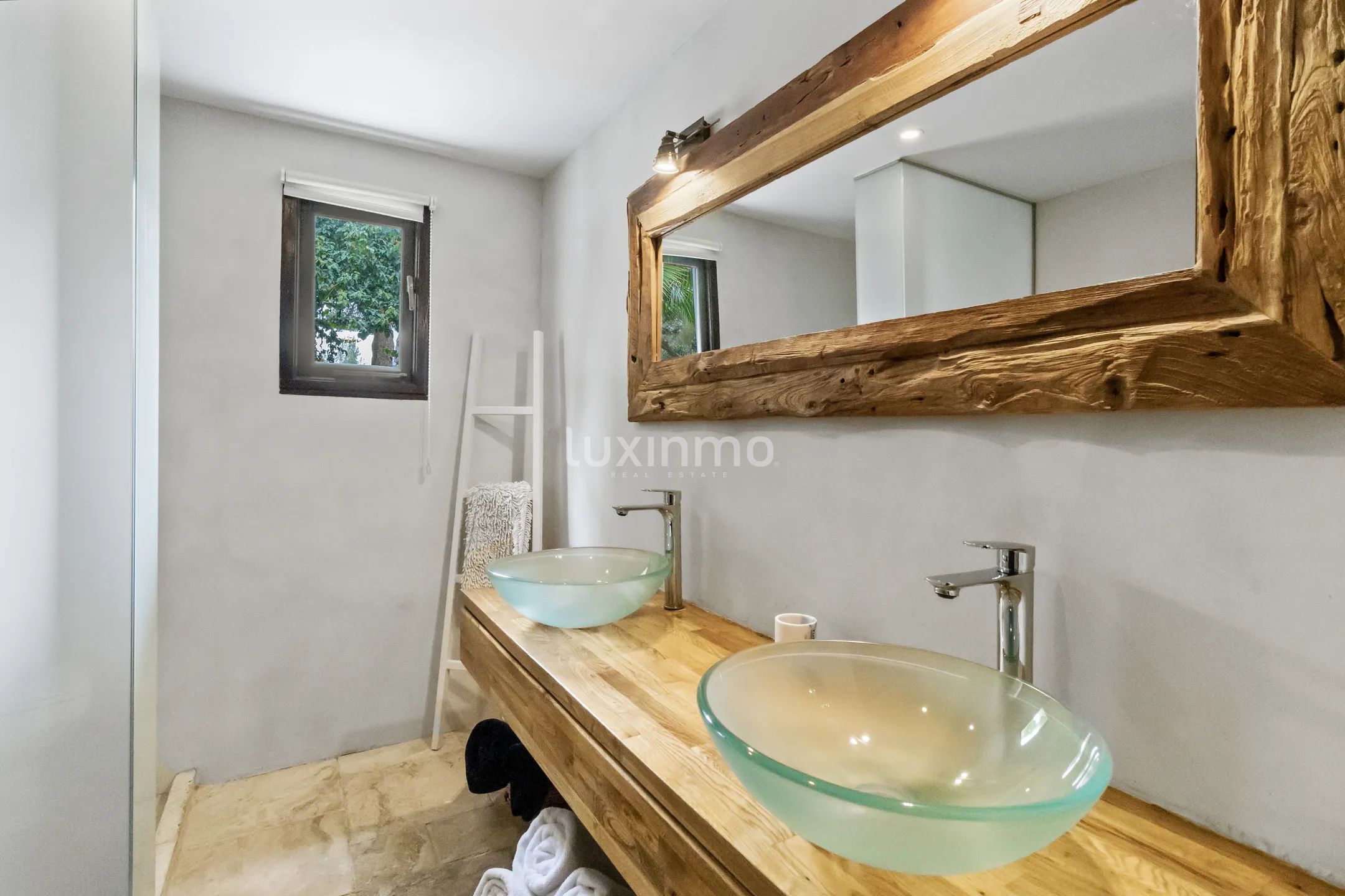Villa til salgs med mye privatliv i Sa Carroca — photo 41