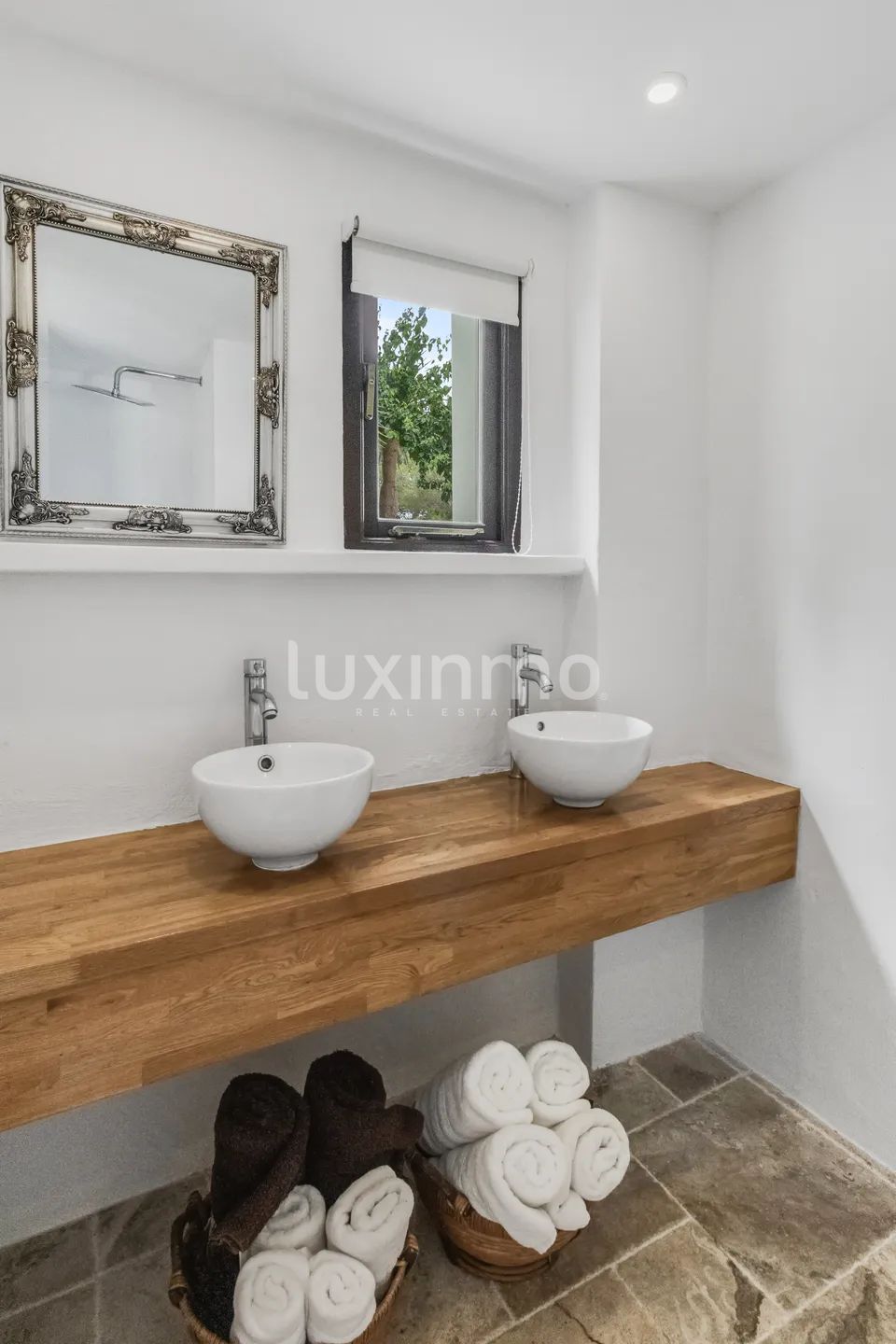 Villa til salgs med mye privatliv i Sa Carroca — photo 32