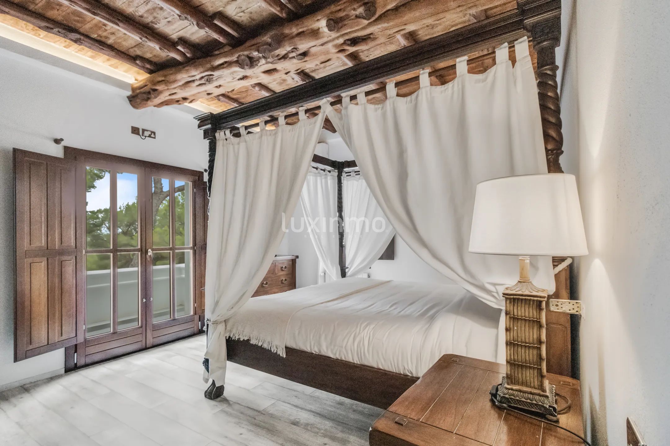 Villa til salgs med mye privatliv i Sa Carroca — photo 38