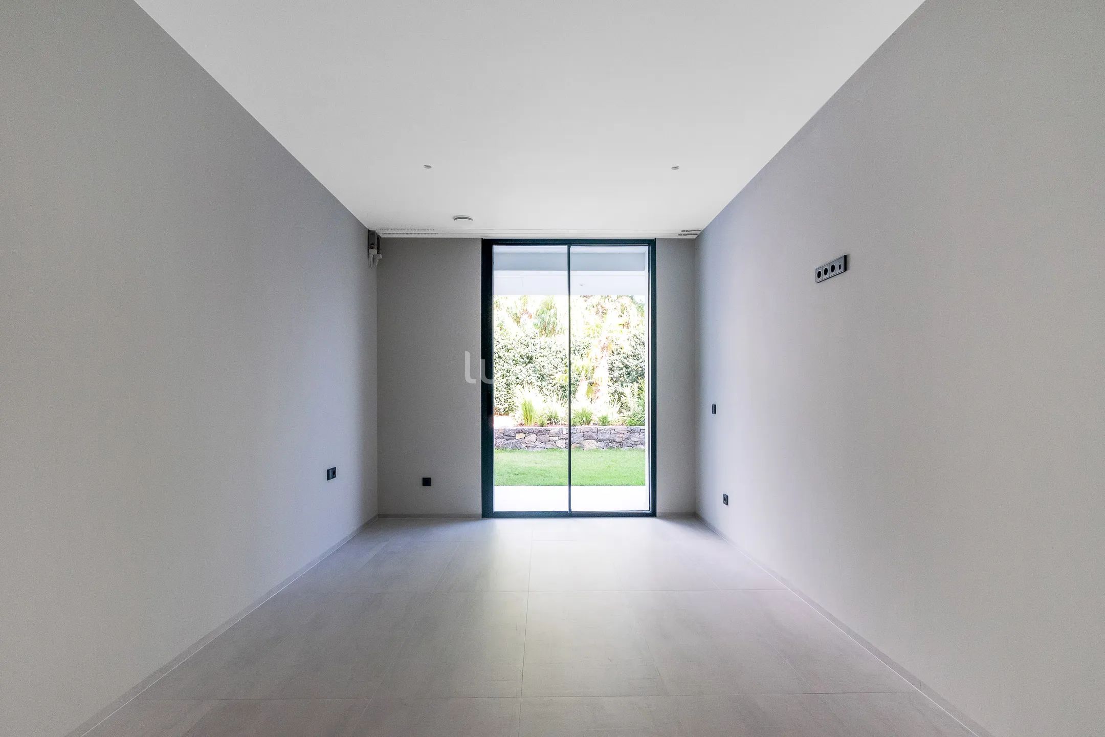 Роскошная современная вилла с видом на море в Альтеа — photo 33