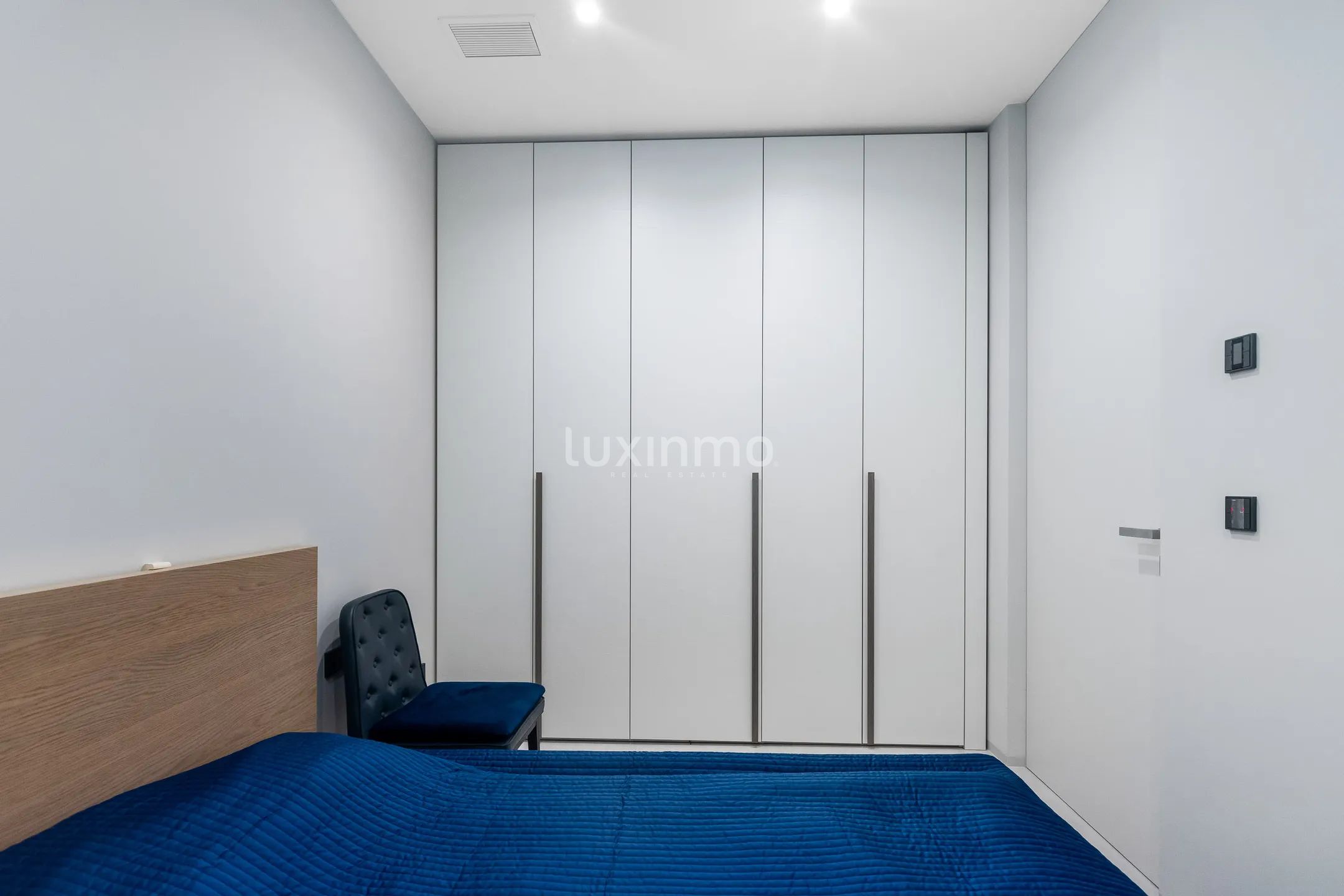 Роскошная современная вилла с видом на море в Альтеа — photo 31