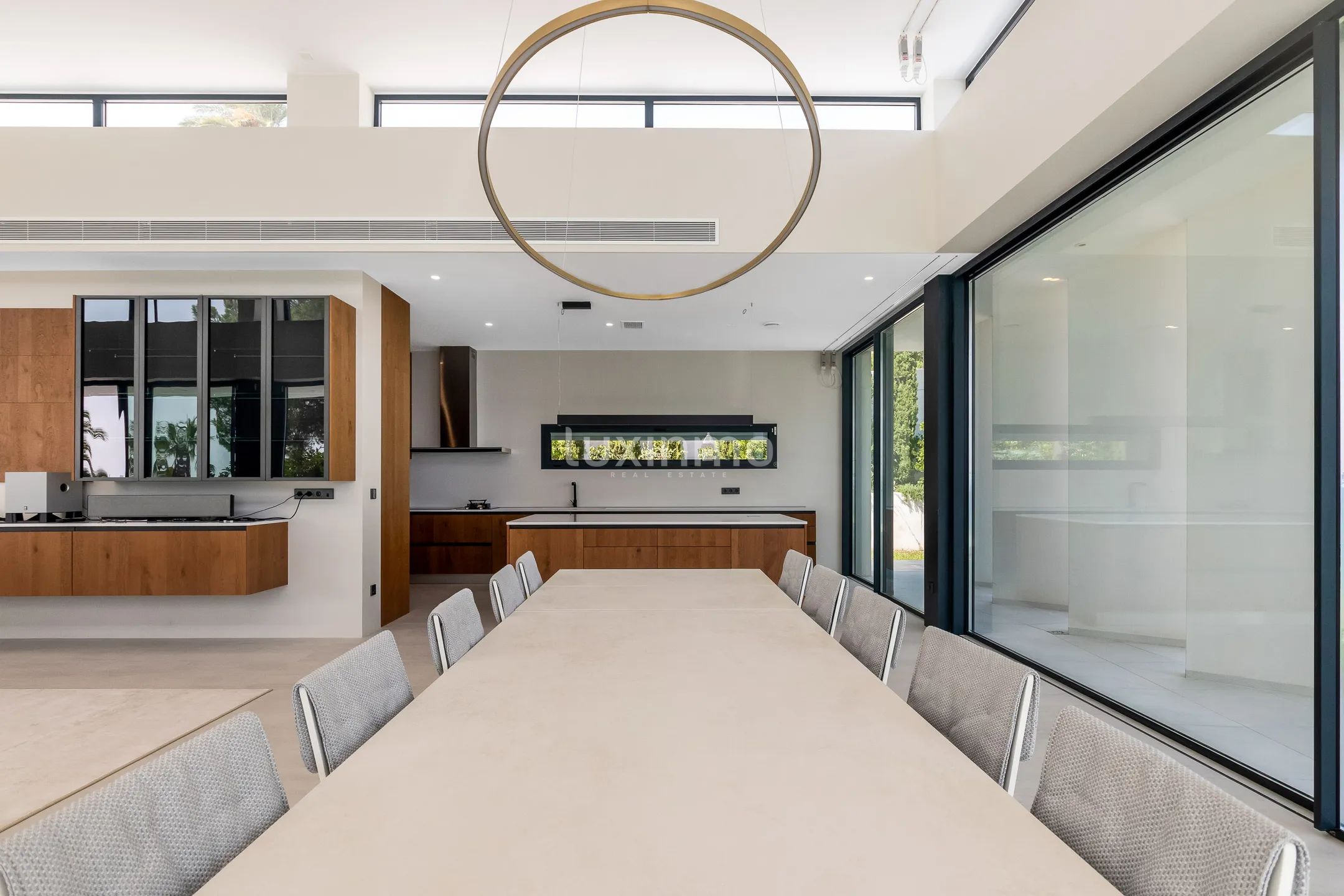 Роскошная современная вилла с видом на море в Альтеа — photo 13