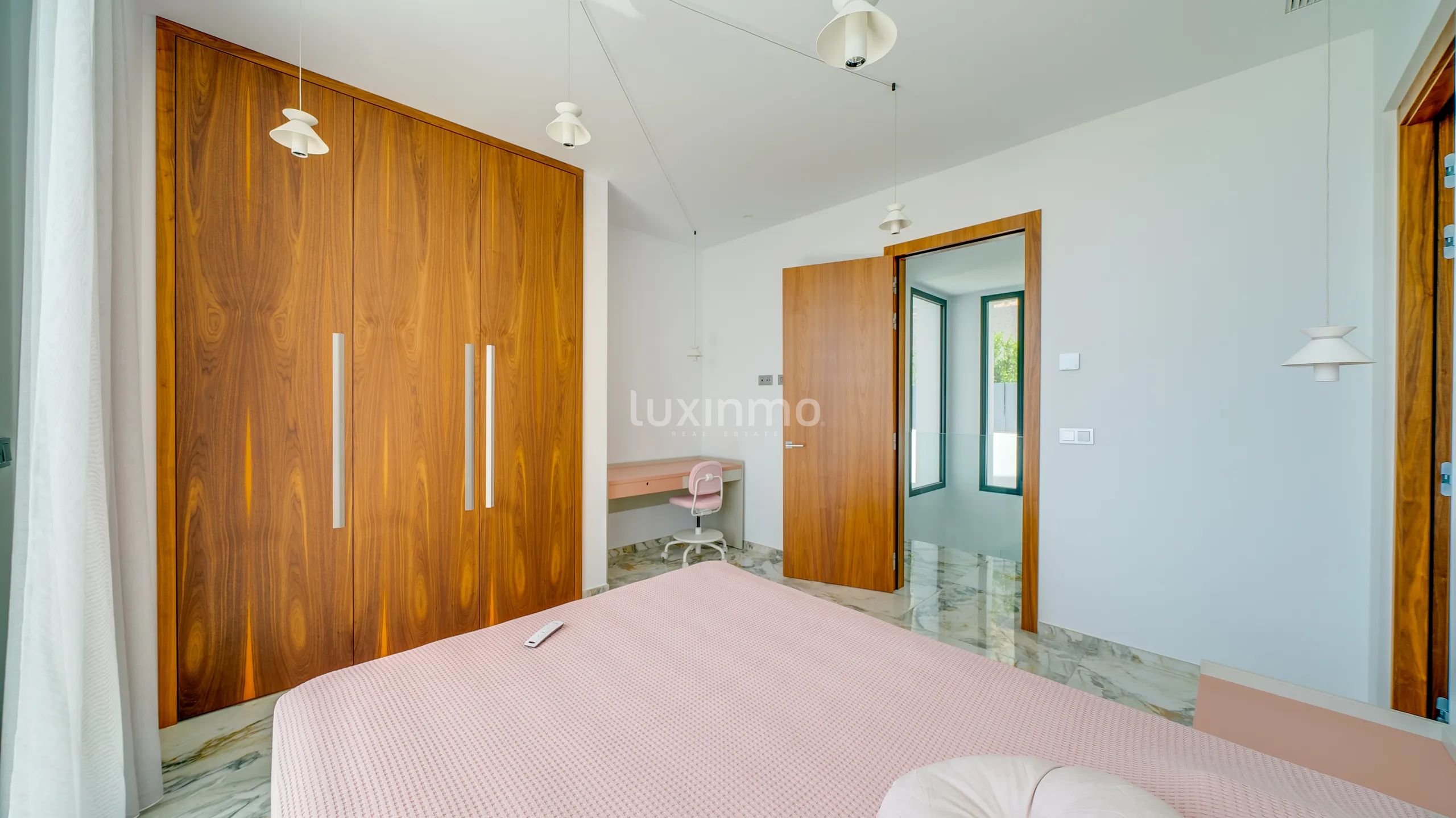 Preciosa villa con vistas al mar en venta en Finestrat — photo 17