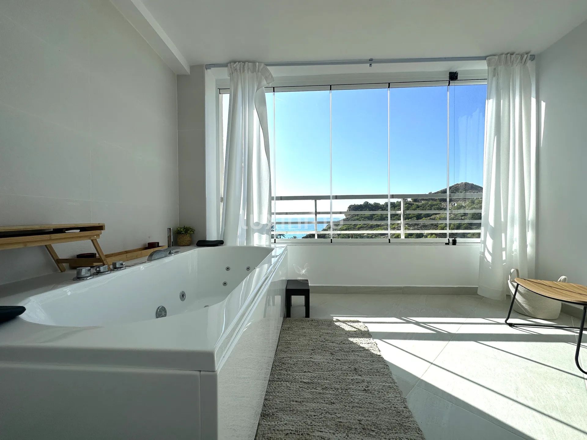 Precioso apartamento con vistas al mar en alquiler en Montiboli — photo 12