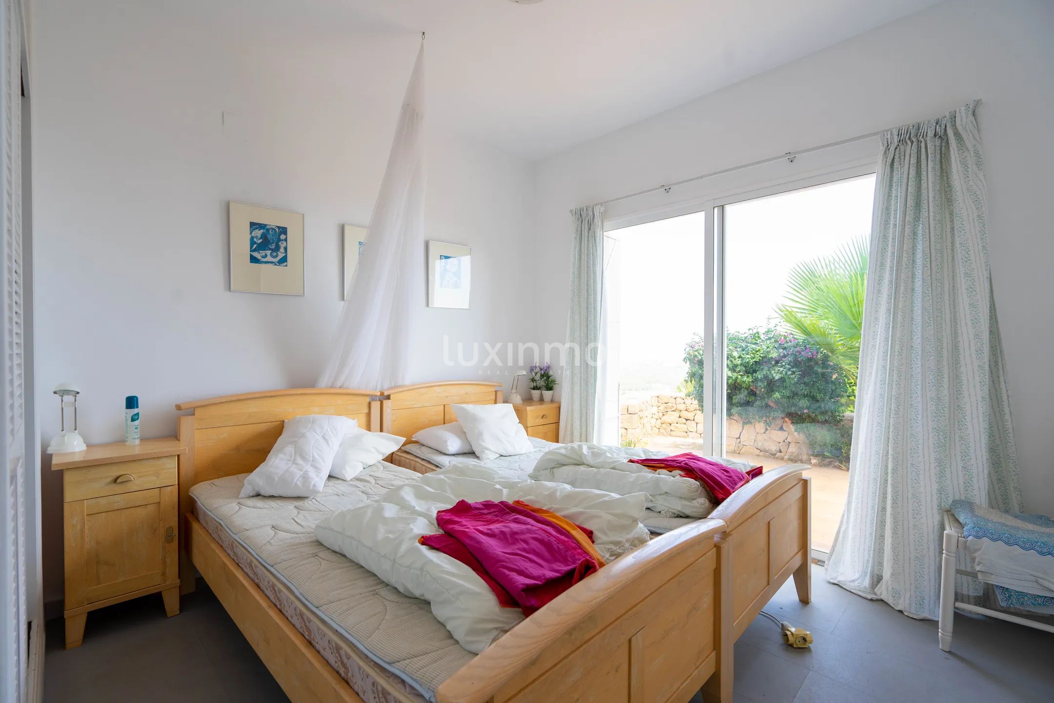 Villa for sale with sea and mountain views in Calpe — photo 25
