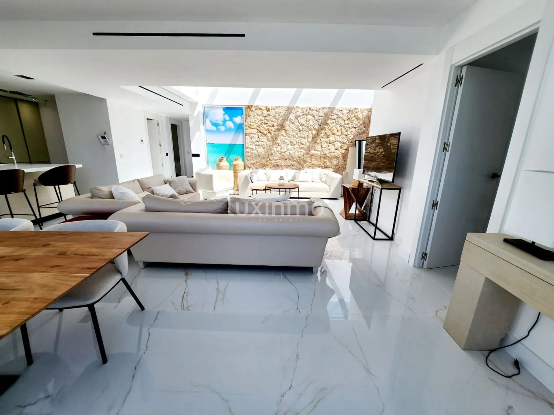 Luxury penthouse with pool and sea views in Eivissa, Ibiza — photo 20