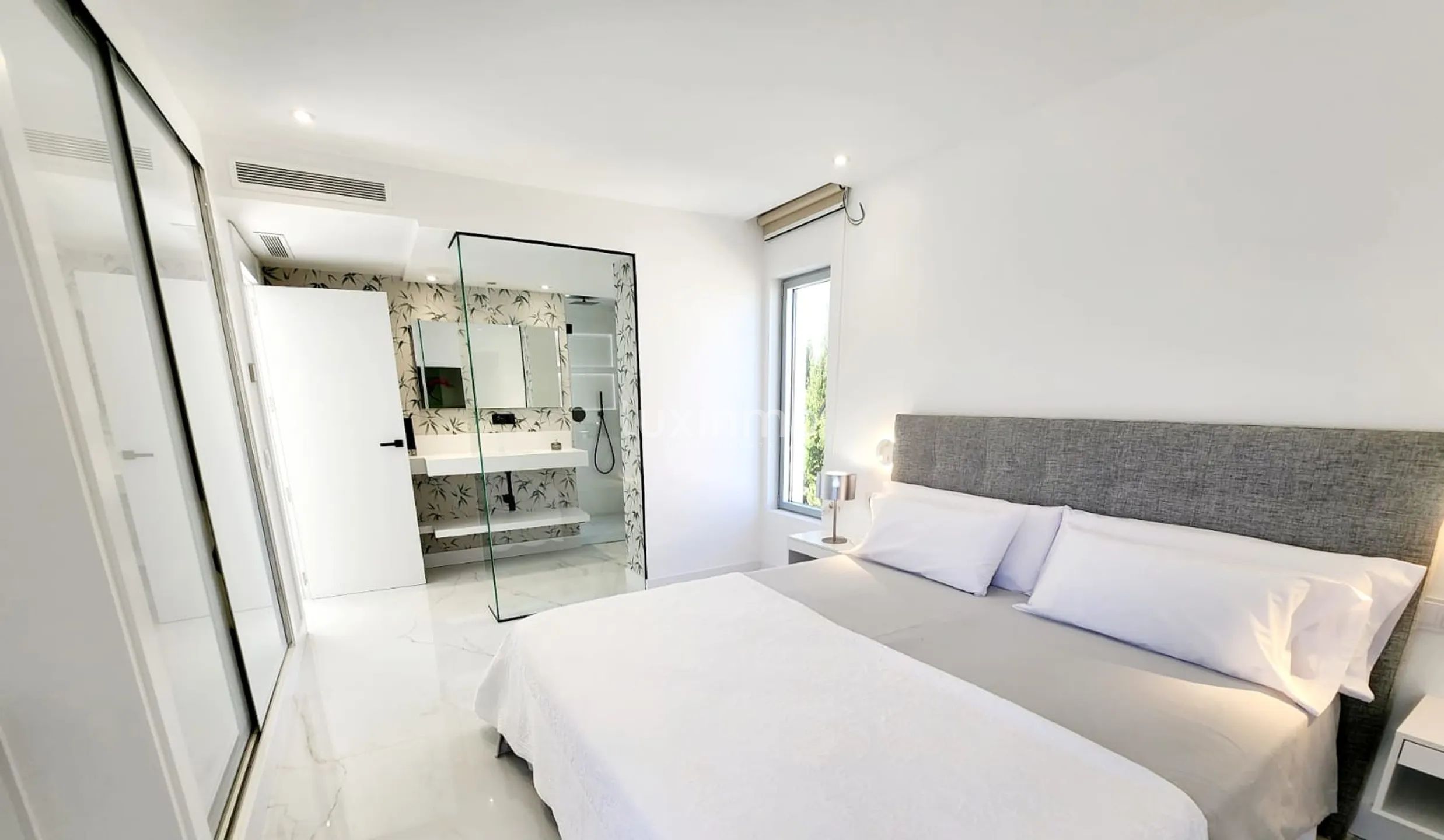 Luxuriöses Penthouse mit Pool und Meerblick in Eivissa, Ibiza — photo 11