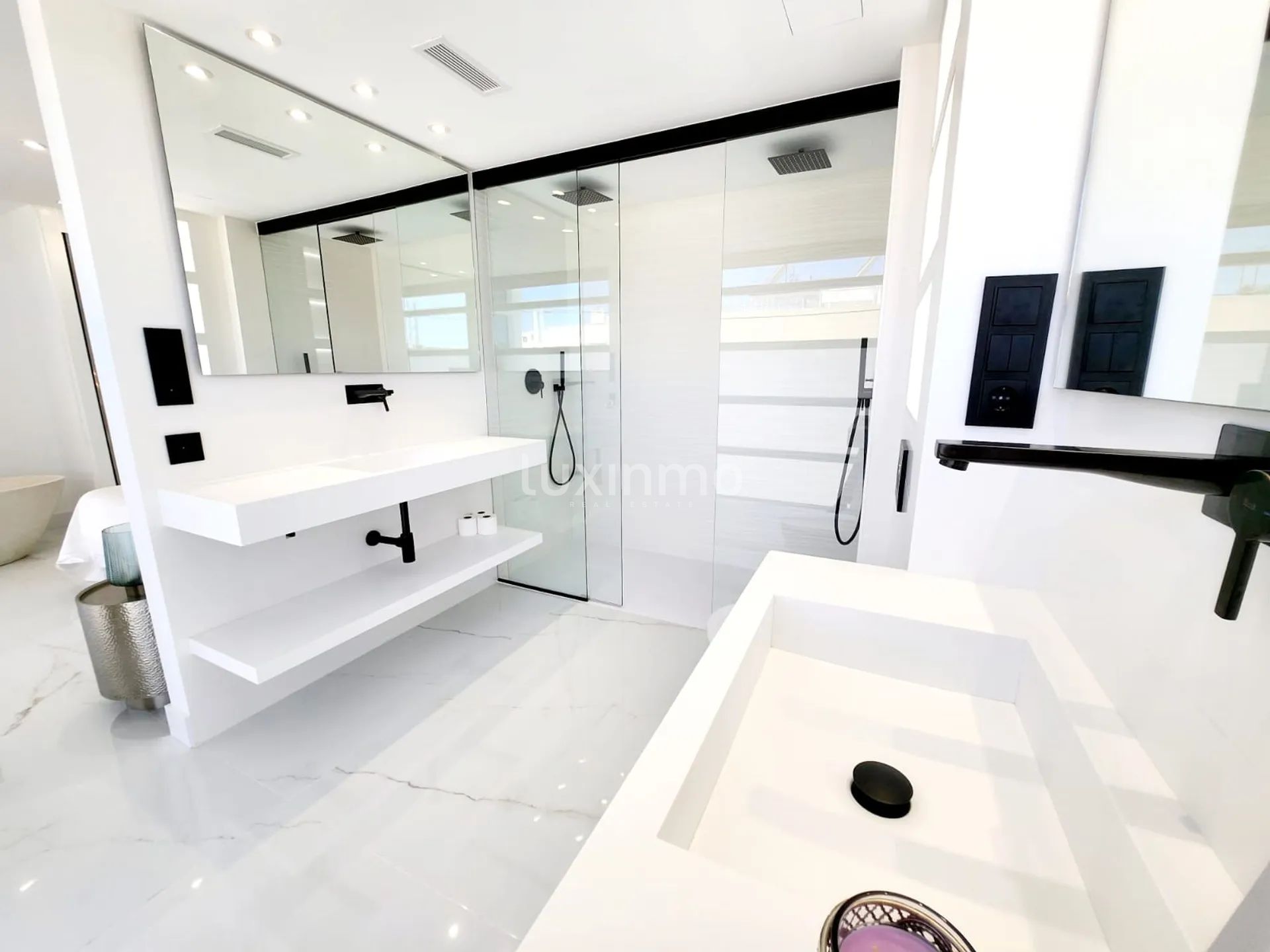 Luxuriöses Penthouse mit Pool und Meerblick in Eivissa, Ibiza — photo 15