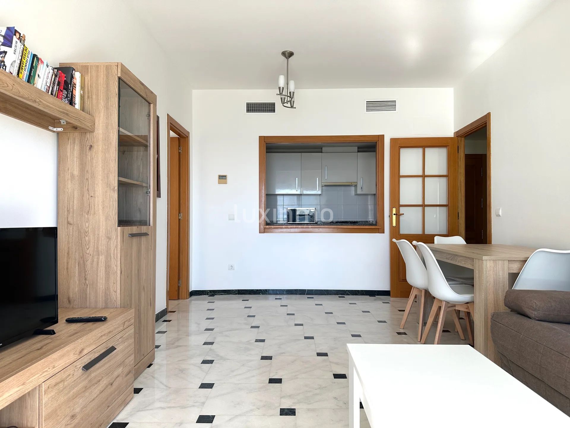Flat with stunning views for rent in Benidorm — photo 6