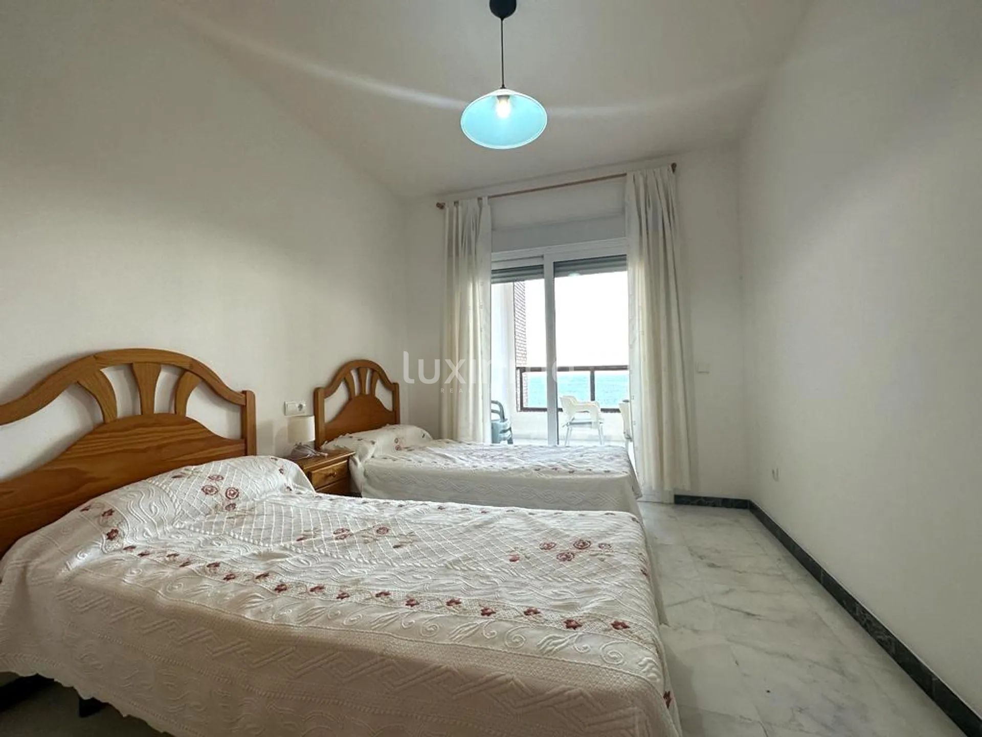 Flat with stunning views for rent in Benidorm — photo 12