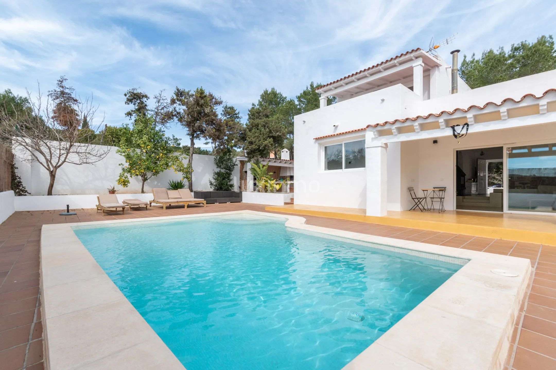 Mediterranean 6-bedroom villa for rent in Sant Rafel De Sa Creu