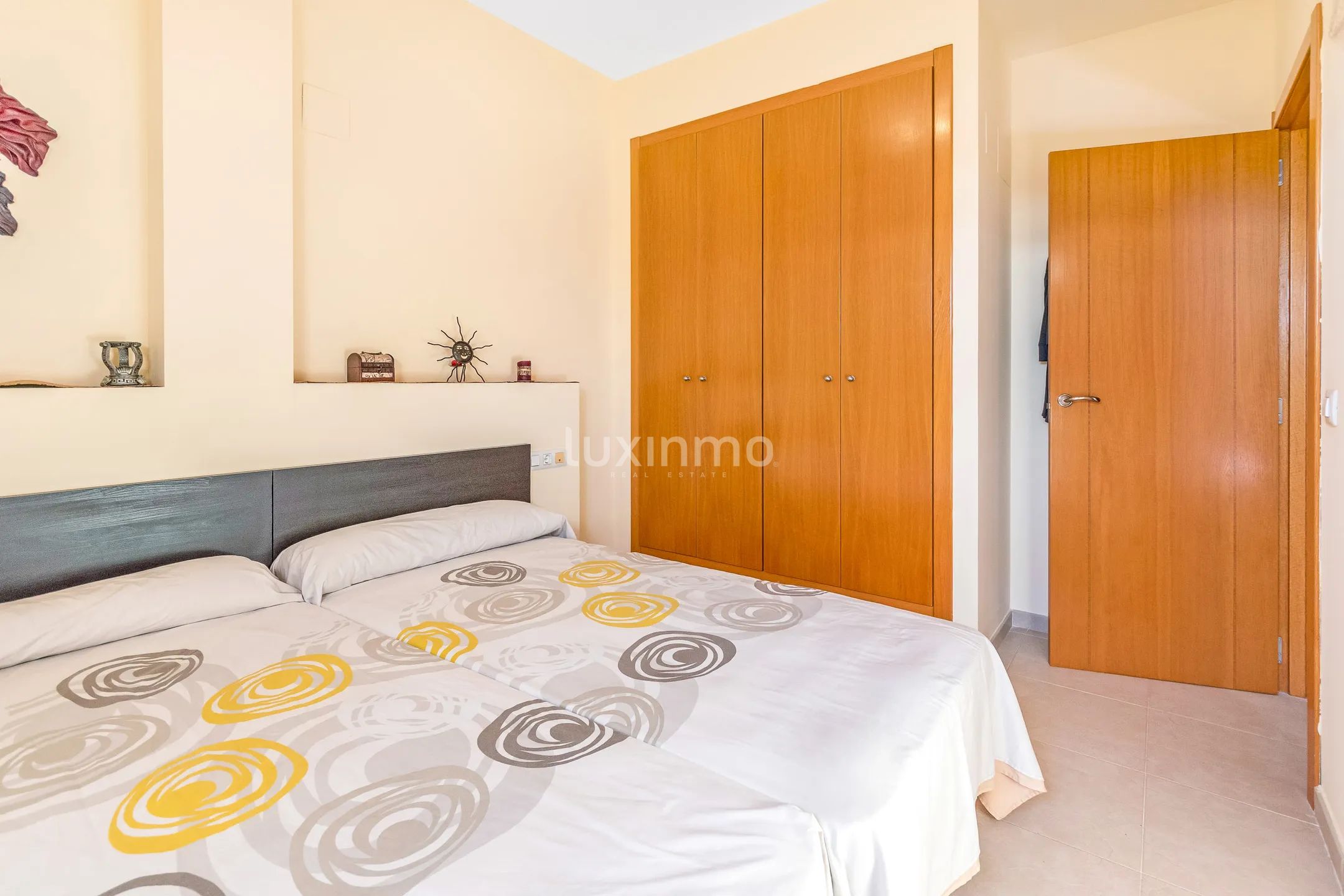 Duplex for sale with sea views in Denia — photo 6