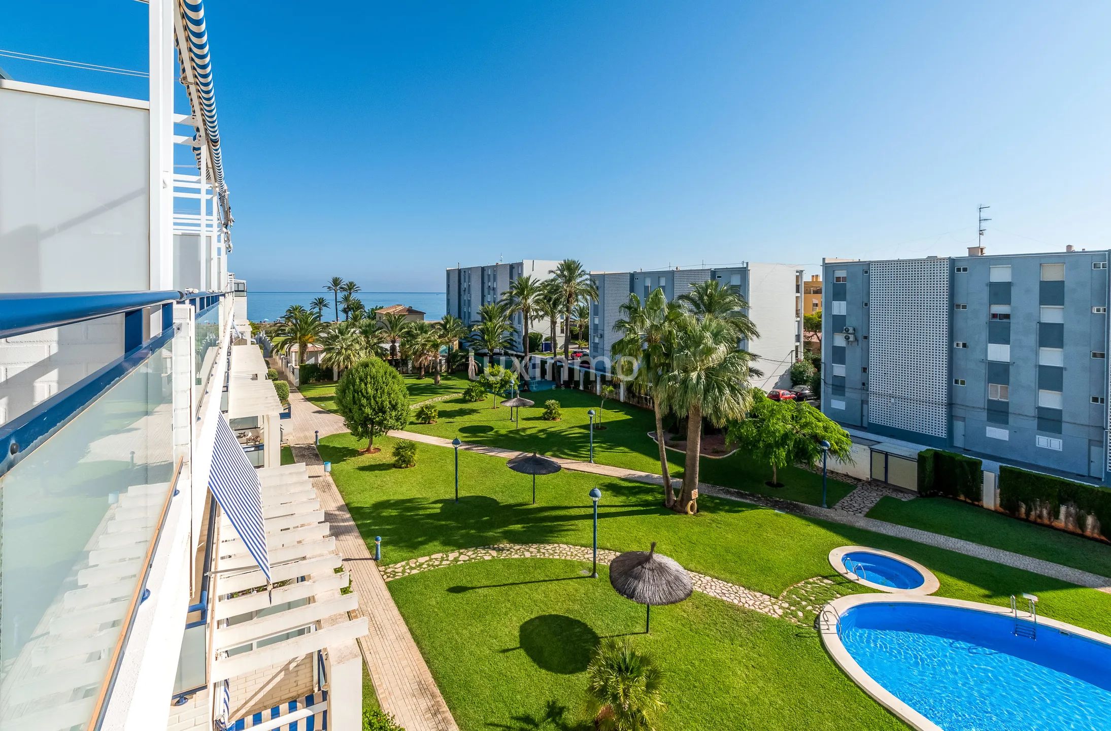 Duplex for sale with sea views in Denia — photo 12