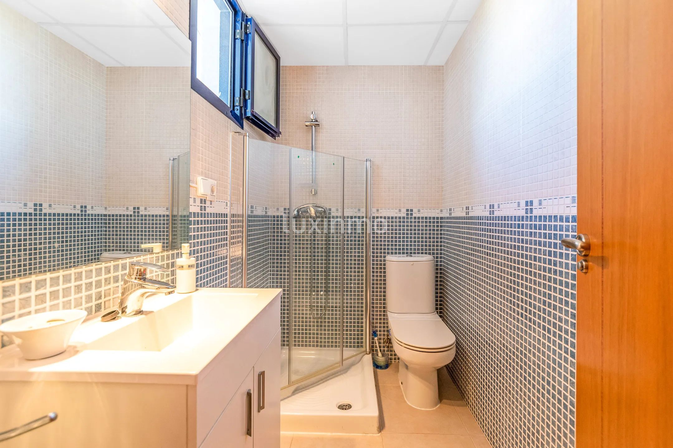 Duplex for sale with sea views in Denia — photo 9