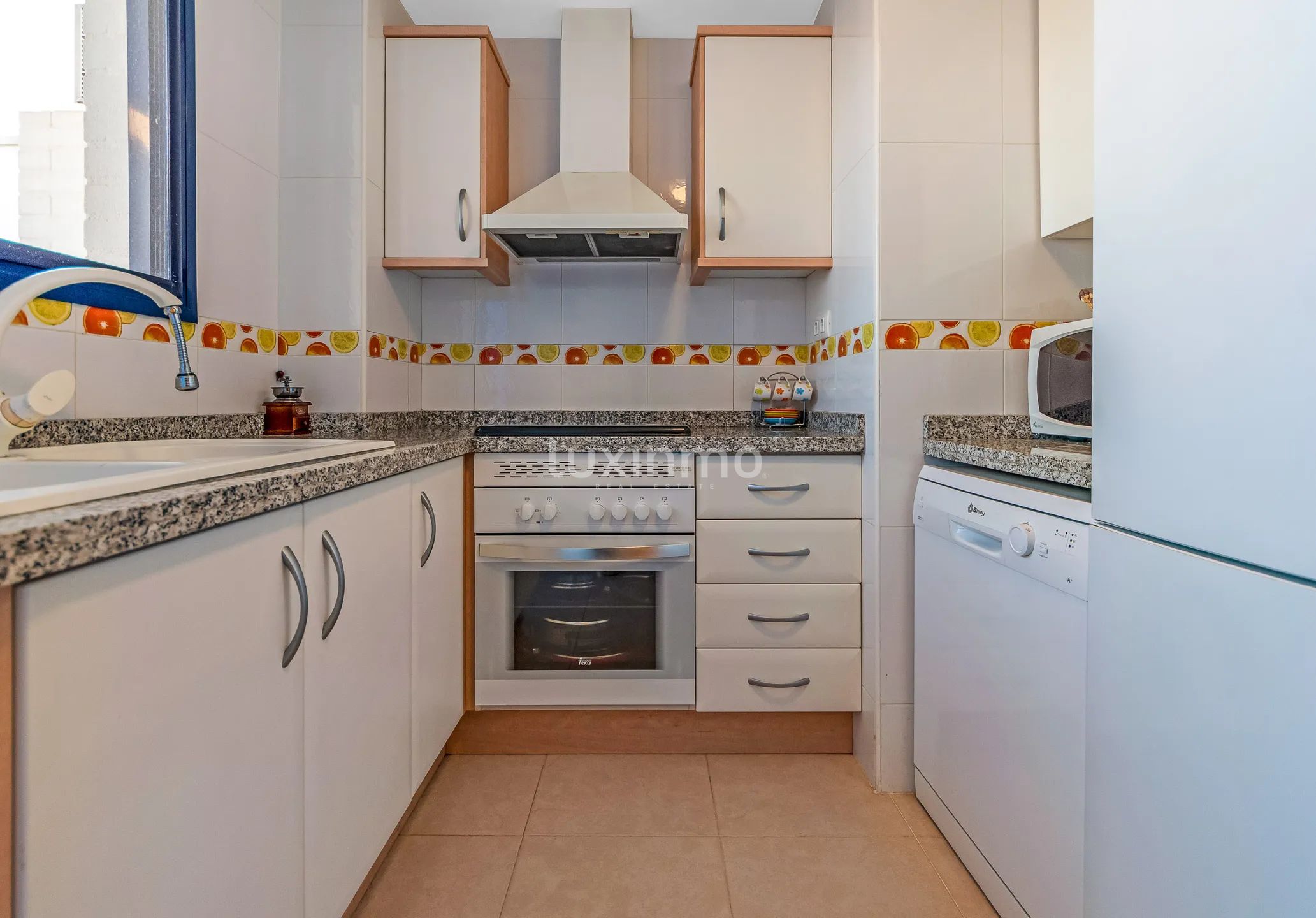 Duplex for sale with sea views in Denia — photo 4