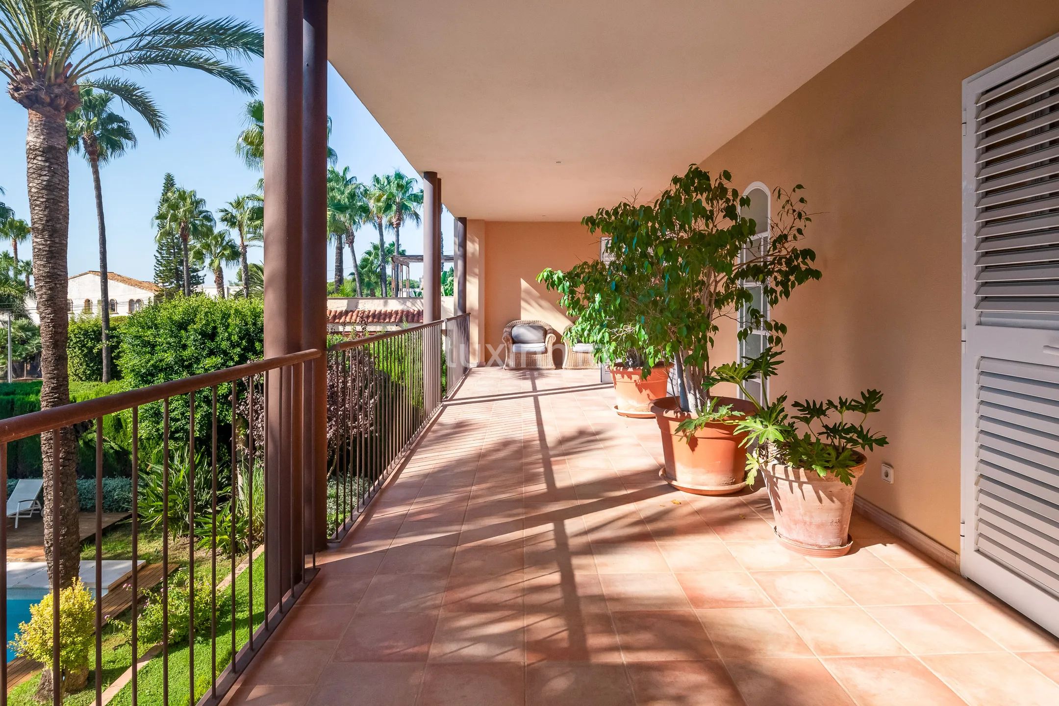 Uroczy dom wolnostojący z prywatnym ogrodem w Pueblo Levante, Benidorm — photo 25