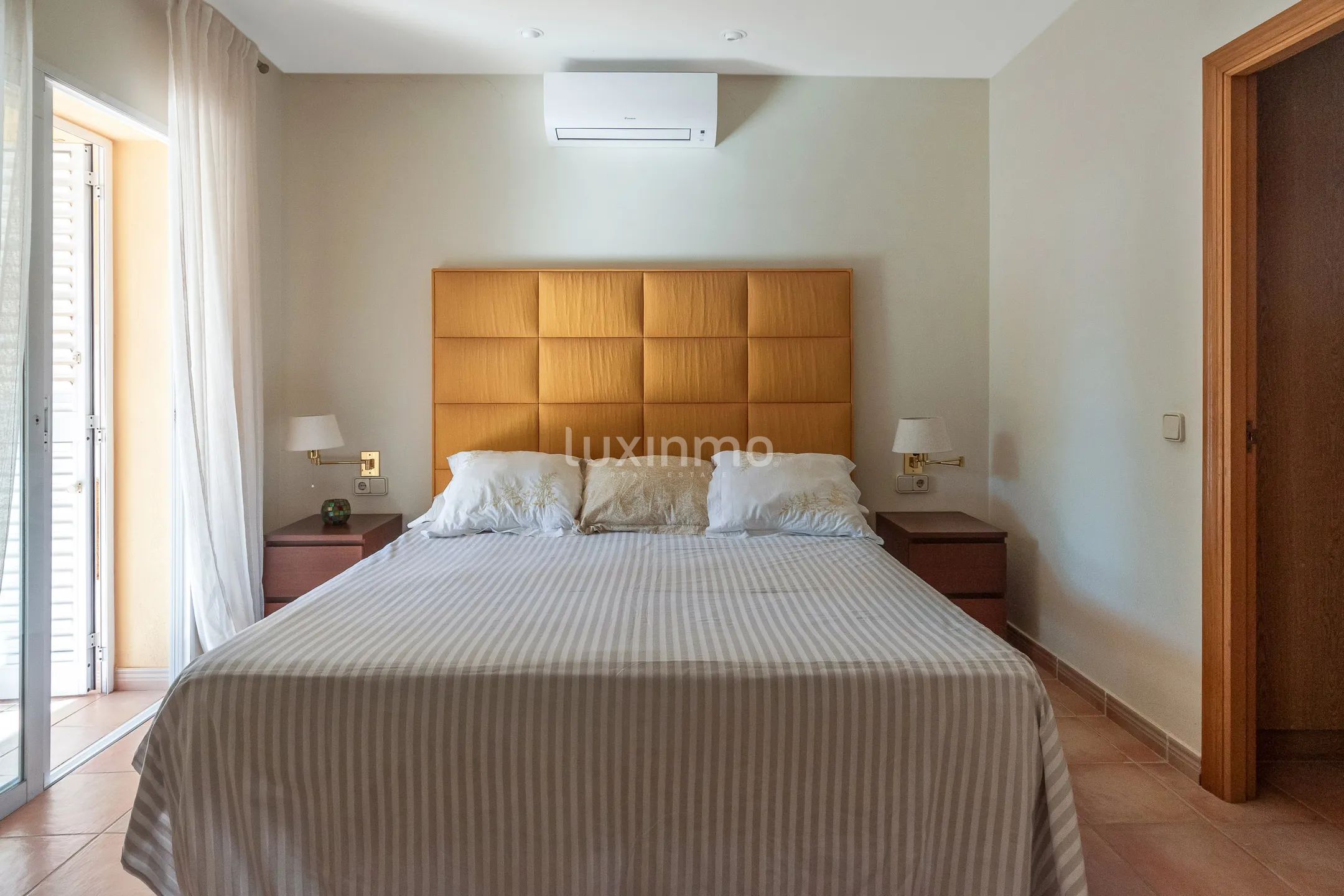 Uroczy dom wolnostojący z prywatnym ogrodem w Pueblo Levante, Benidorm — photo 17