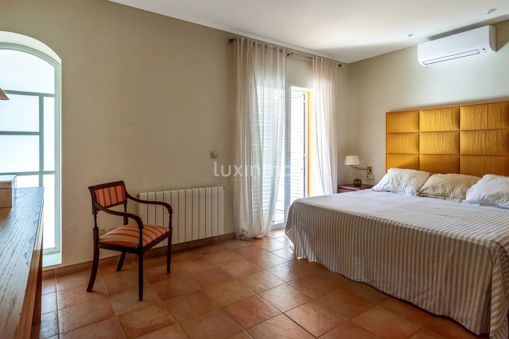 Uroczy dom wolnostojący z prywatnym ogrodem w Pueblo Levante, Benidorm — photo 18