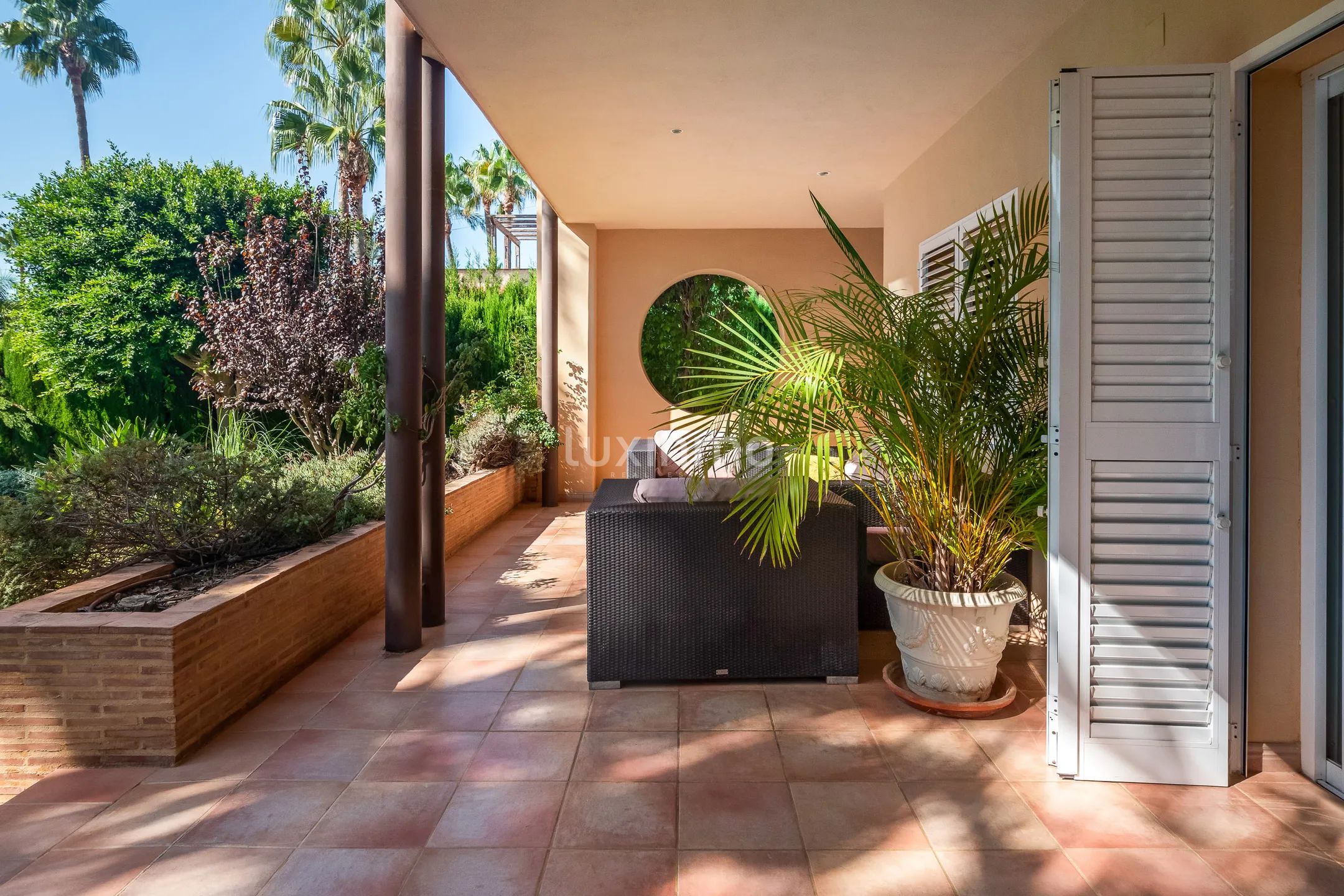 Uroczy dom wolnostojący z prywatnym ogrodem w Pueblo Levante, Benidorm — photo 2